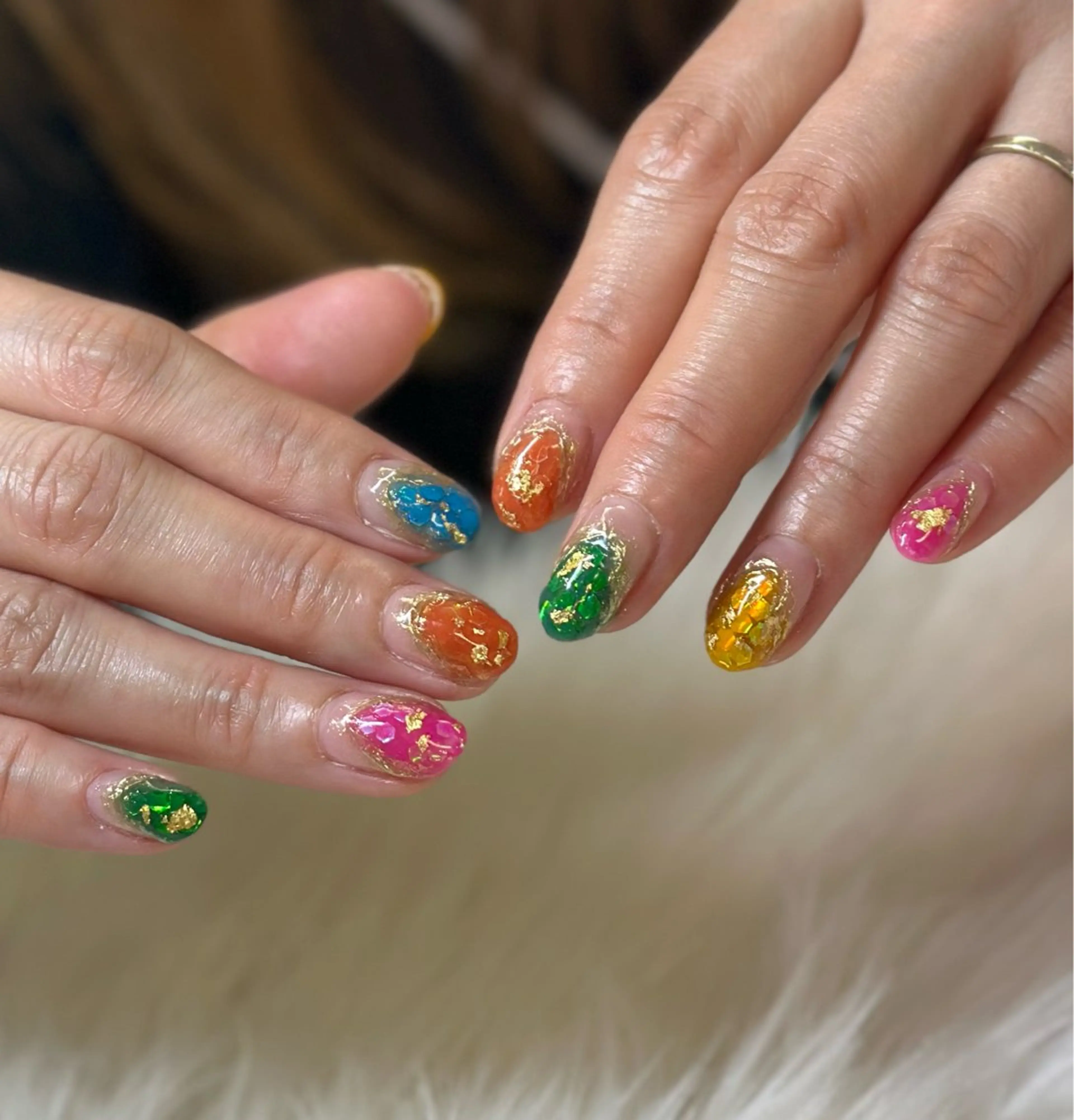 ネイル ホログラムネイル キラキラネイル シンプルネイル 冬ネイル 富岡 妃奈のネイルデザイン