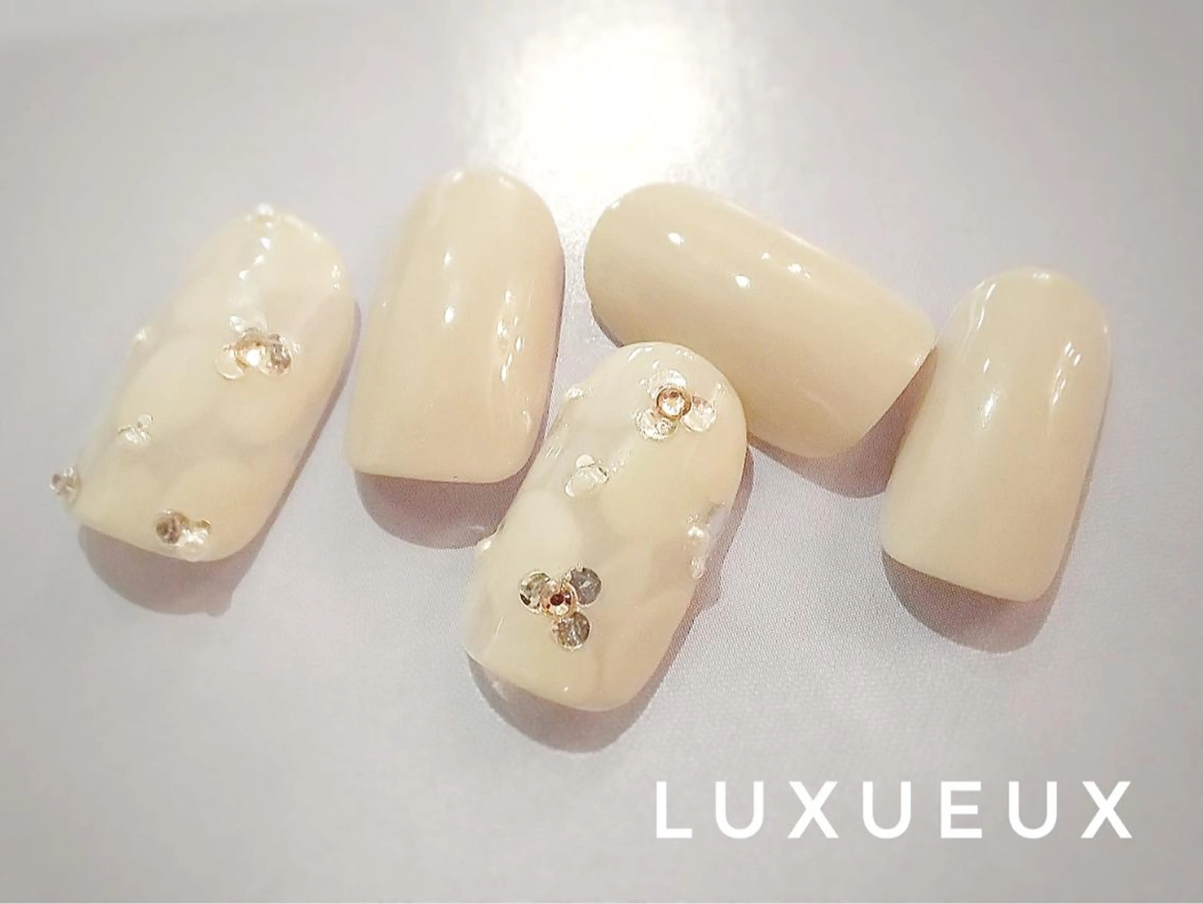 ネイル LUXUEUX春日店所属・LUXUEUX春日店 (ルクソー)のネイルデザイン