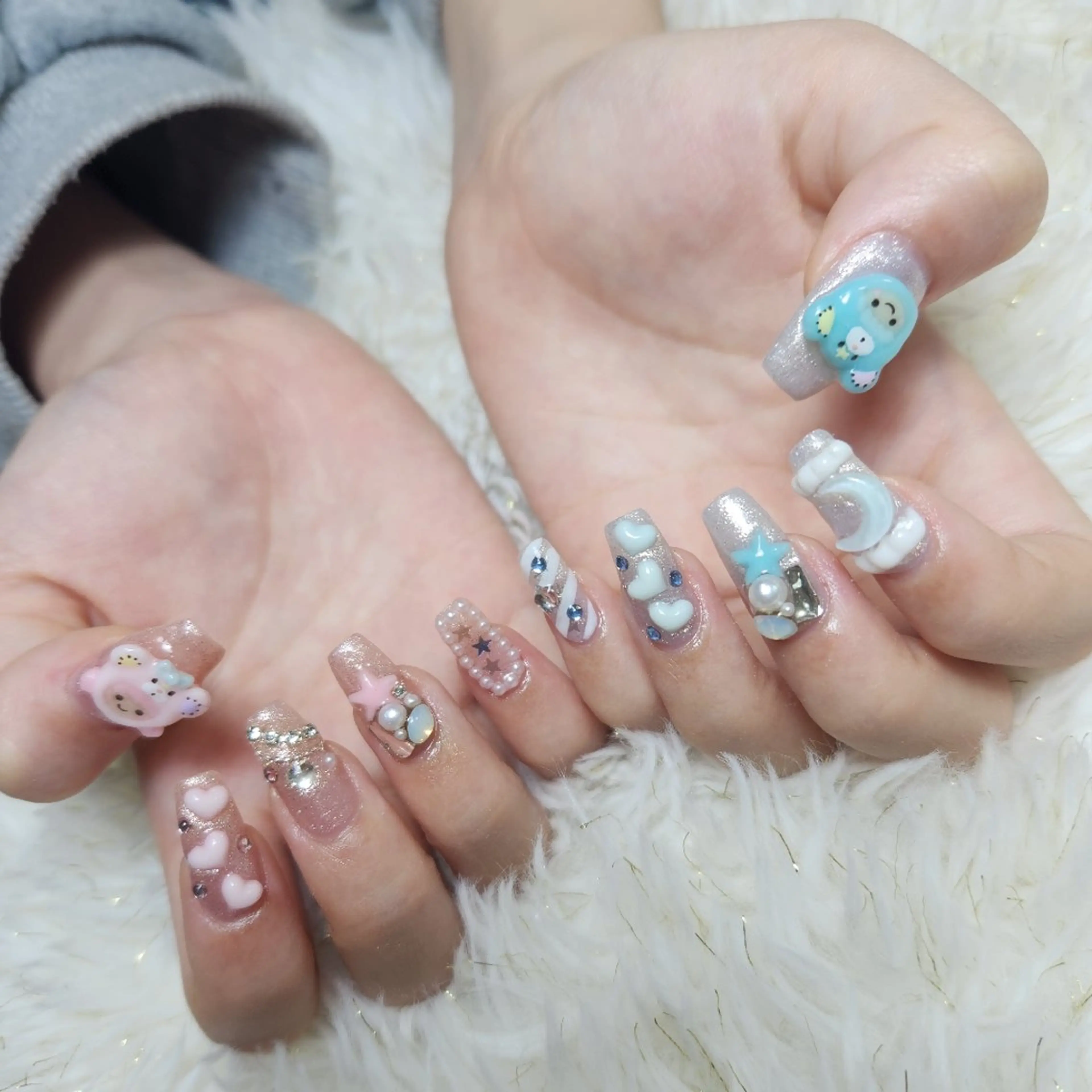 ネイル ☺︎山部 志麻☺︎のネイルデザイン