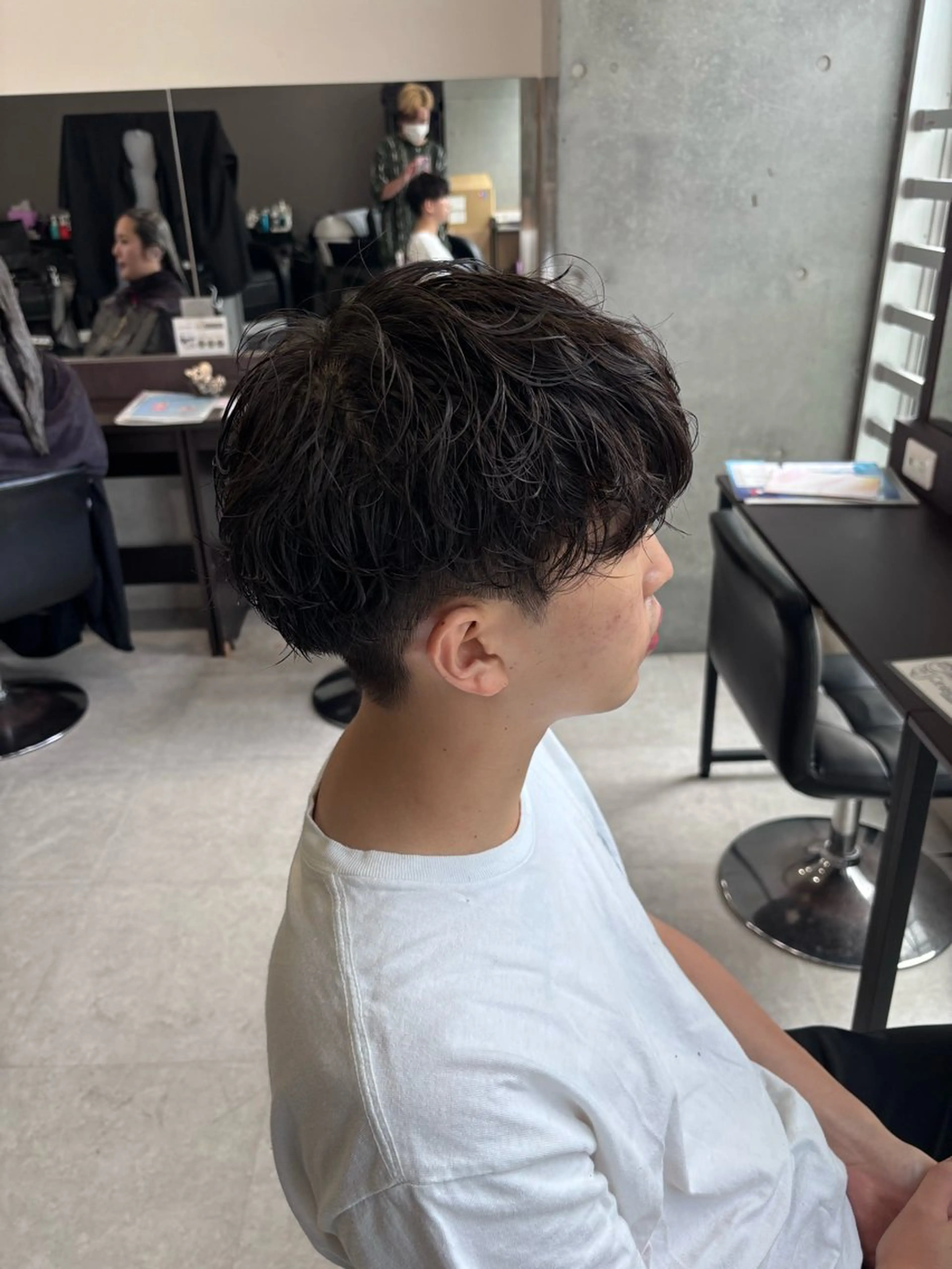 パーマ メンズ カット パーマ トリートメント ヘッドスパ ヘアセット 美容研究所 🇰🇷yutoのヘアスタイル