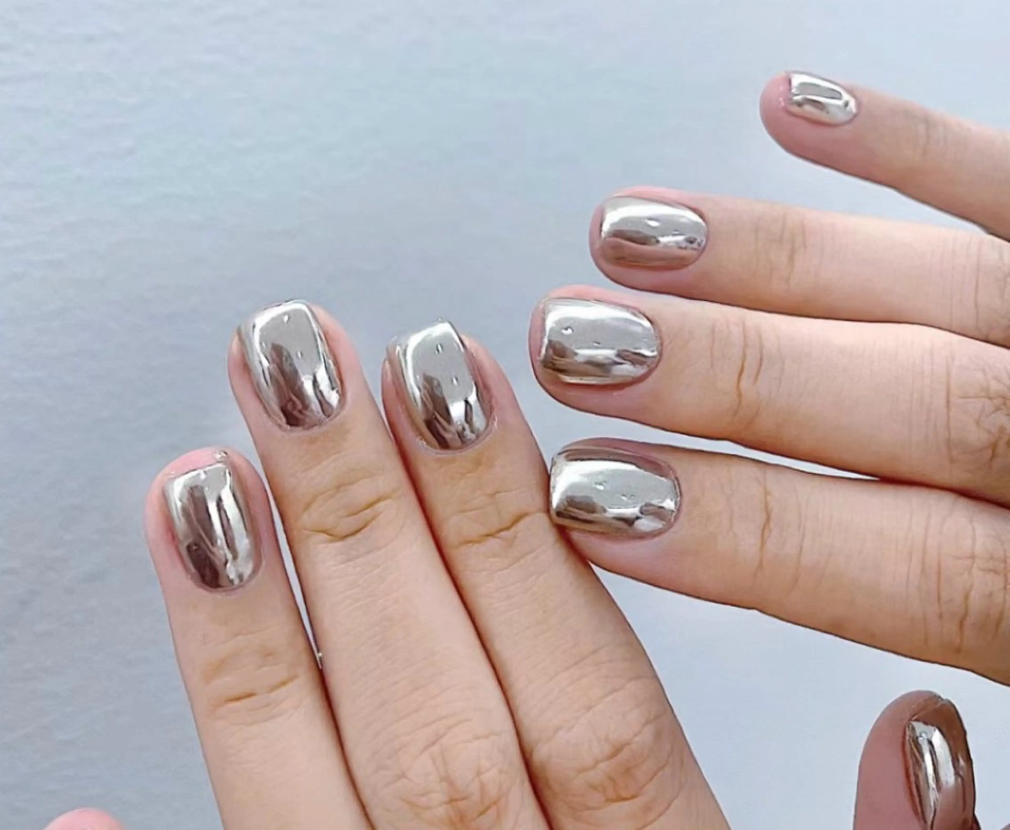 ✨キラっとした光沢感✨ミラーorオーロラパウダーネイル💰6880ベース追加1000円の写真