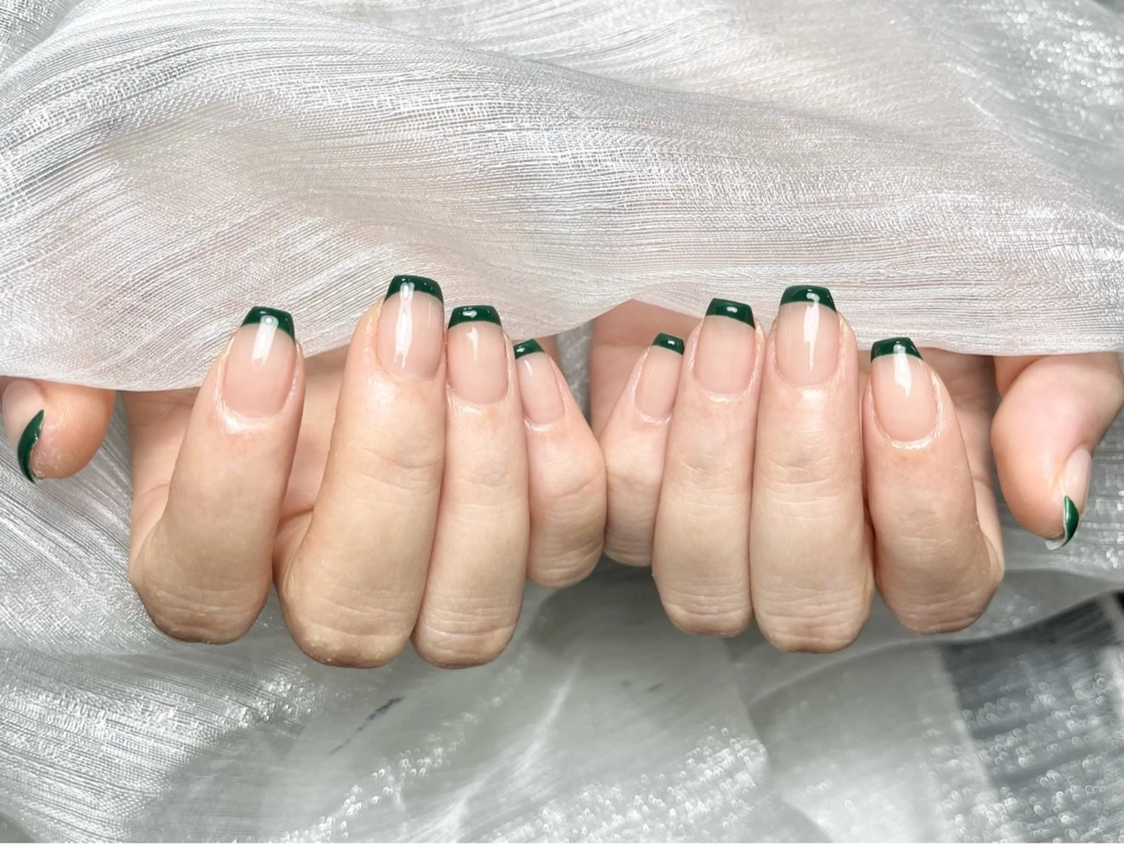 ネイル フレンチネイル ハンドネイル ハンドケア るか 池袋のネイルデザイン