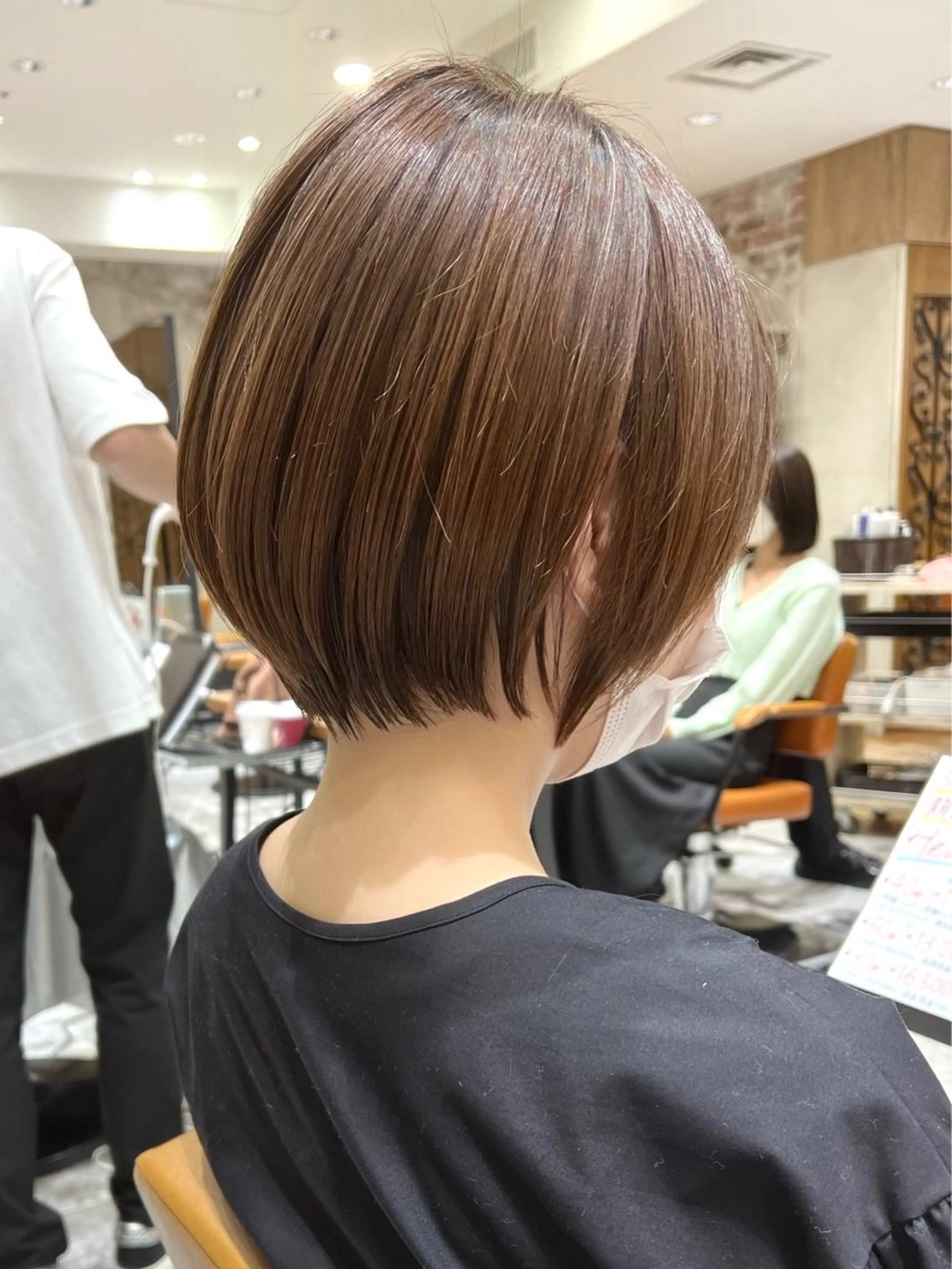 ショート カラー カット ヘアカラー トリートメント 💍新宿ショート 💍岩田莉奈のヘアスタイル