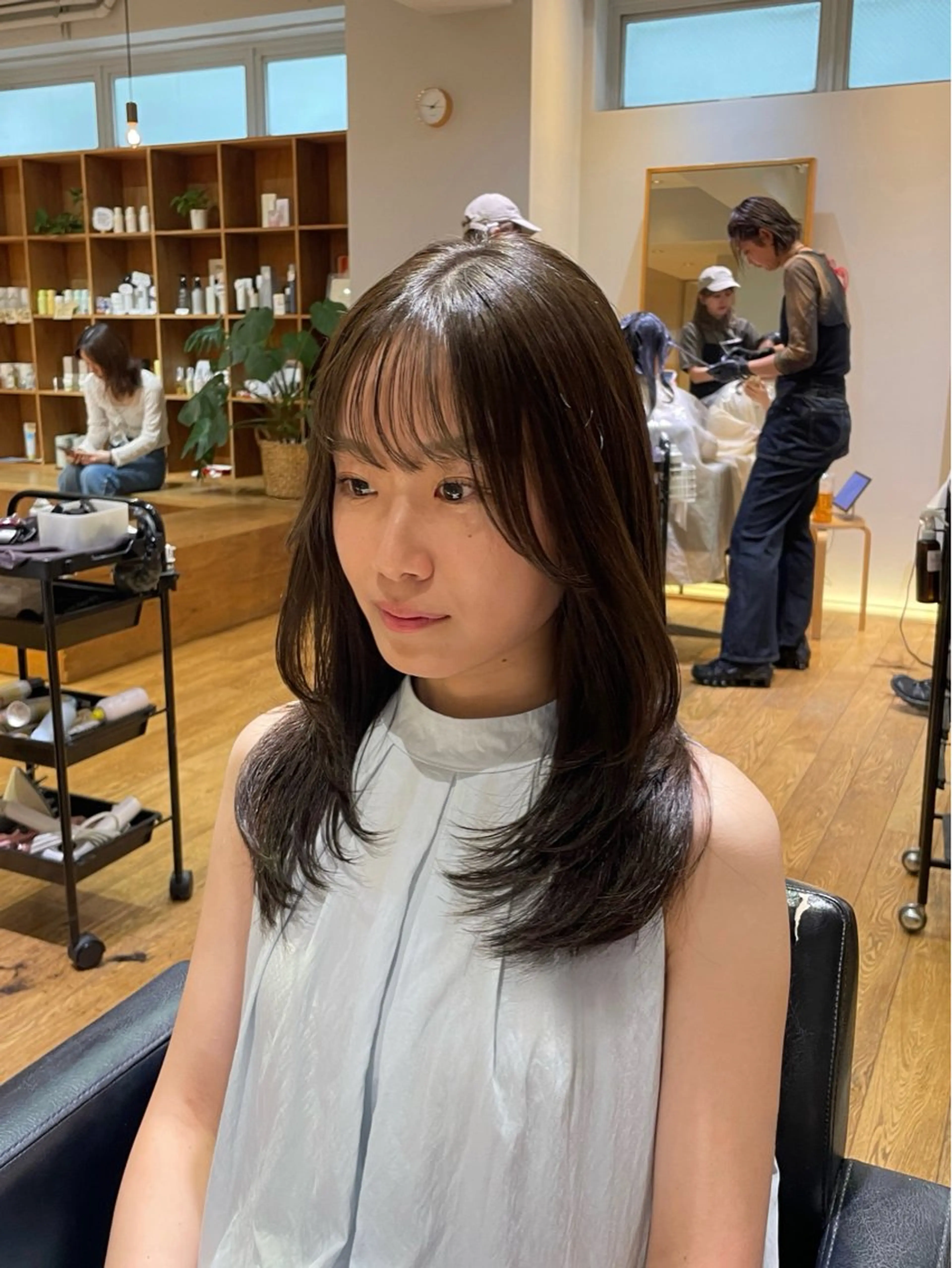 セミロング カラー レイヤーカット カット ヘアカラー トリートメント 縮毛矯正/レイヤー /ひかるのヘアスタイル