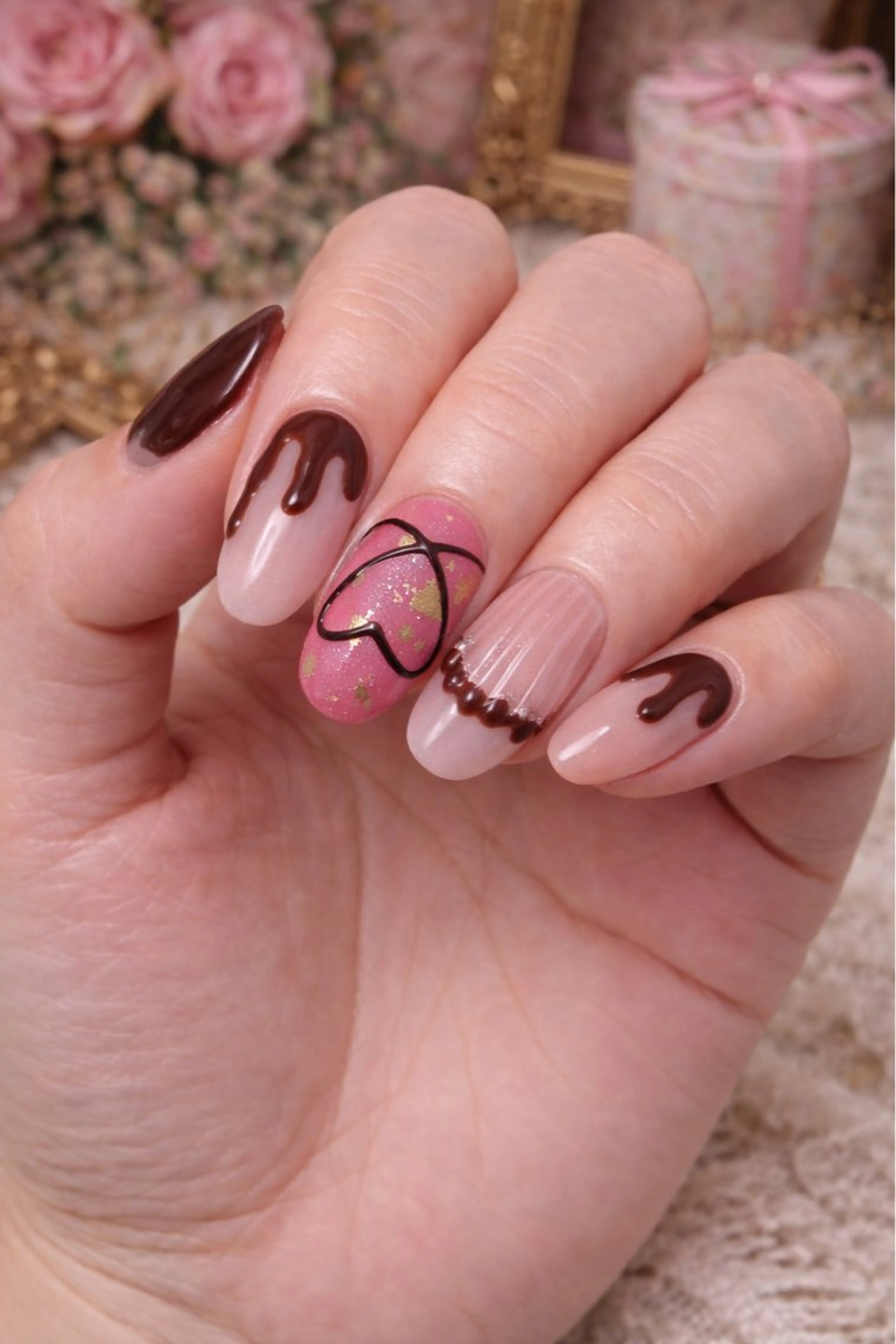 ネイル バレンタイン ハンドネイル Roger 舞のネイルデザイン