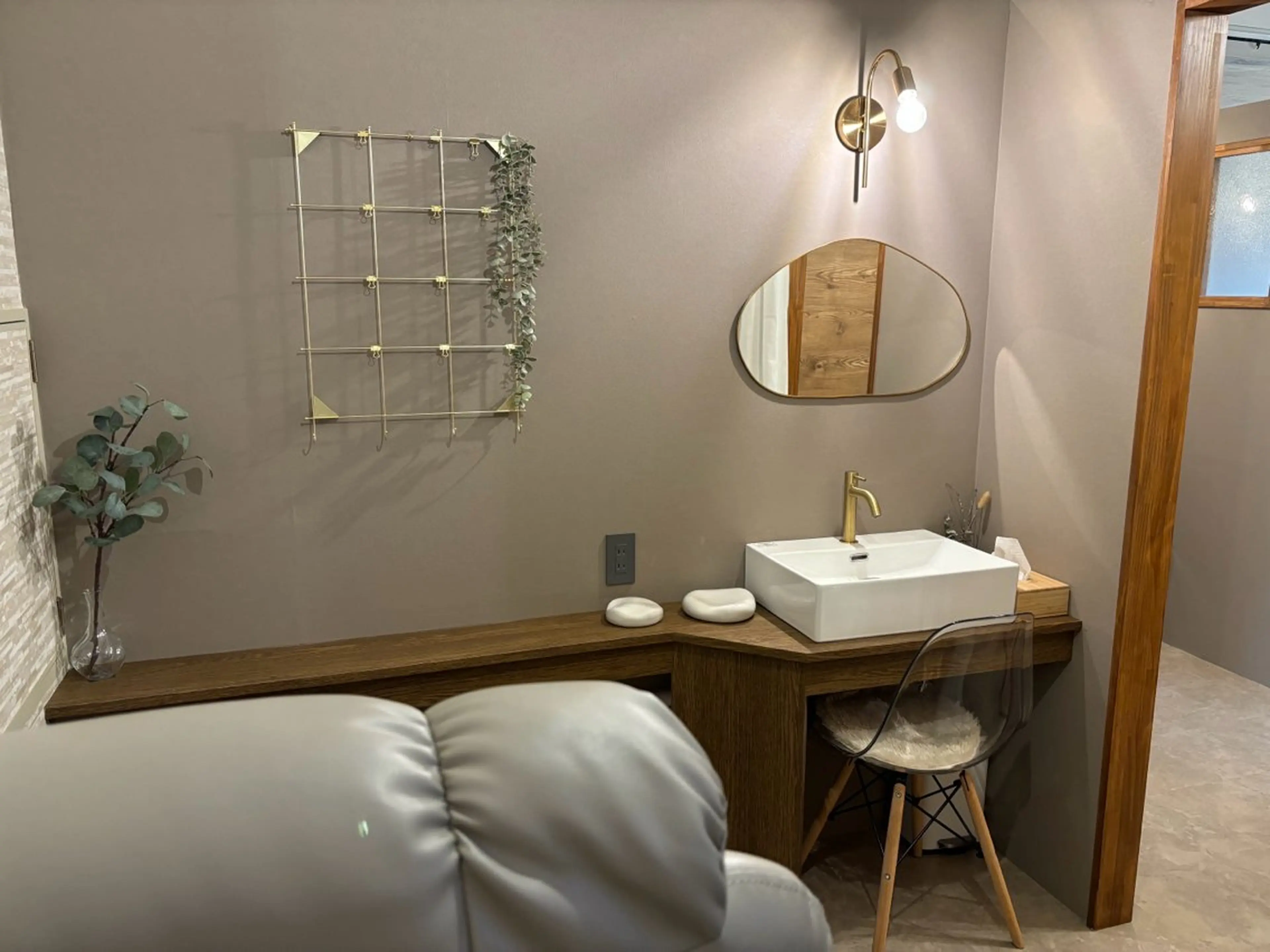 2nd-room aina RINAの眉毛・アイブロウイメージ