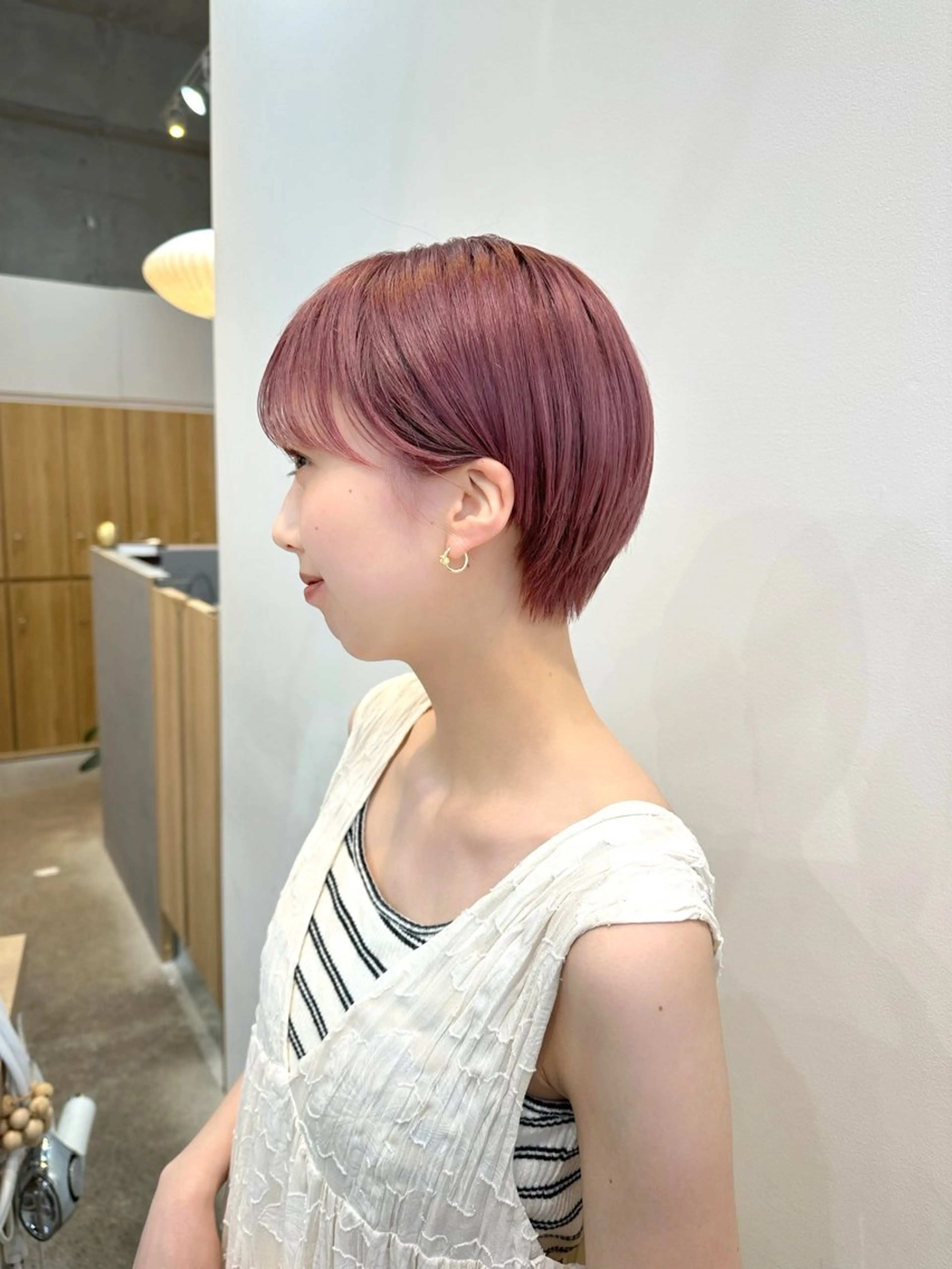 ショート カラー ショートボブ ベージュカラー ブリーチ ブラウンカラー ケアブリーチ 顔まわり/レイヤー/ 透明感/まいな🥨のヘアスタイル