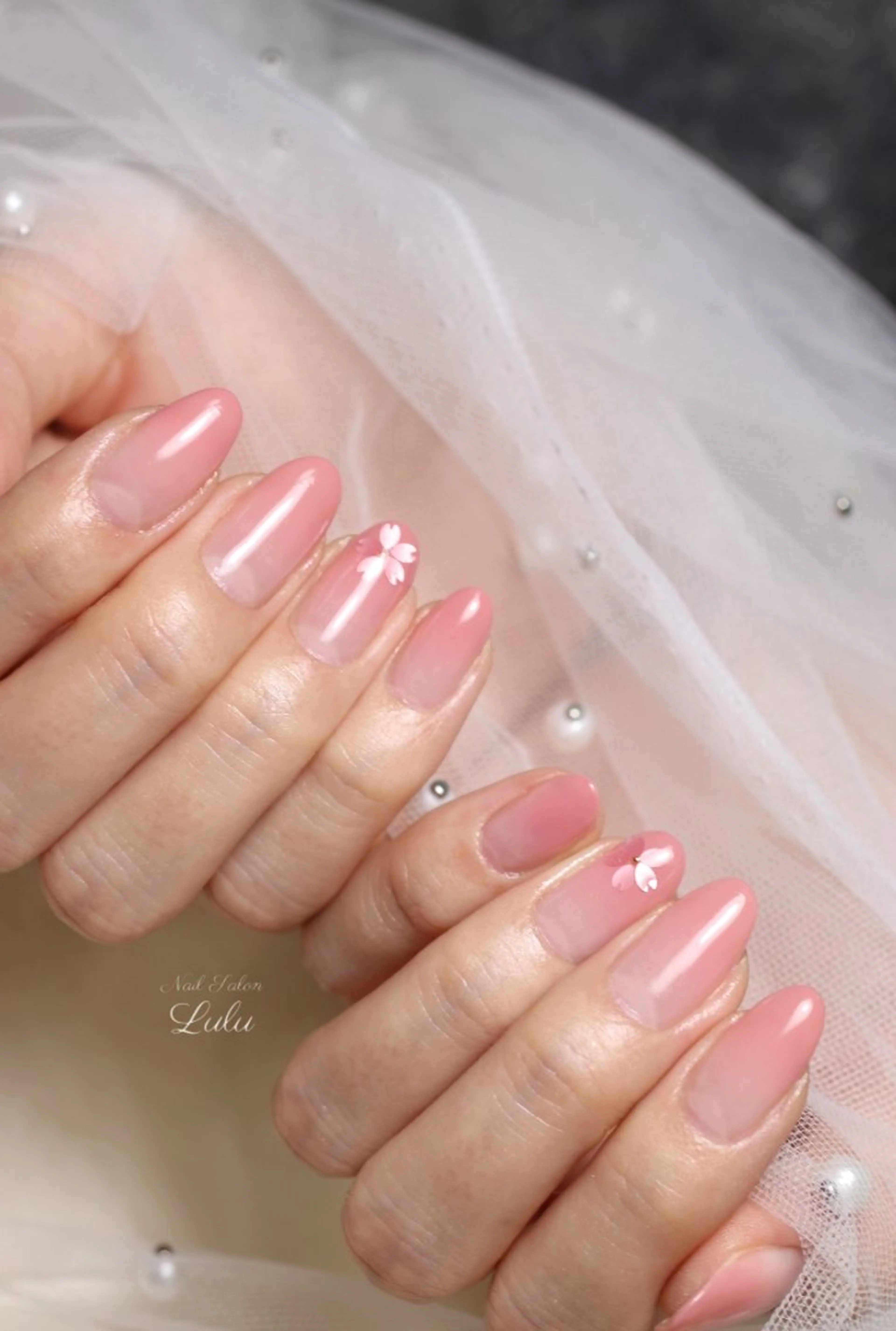 ネイル 桜ネイル ハンドネイル Lulu nail salon 南堀江店所属・西村 あやかのネイルデザイン
