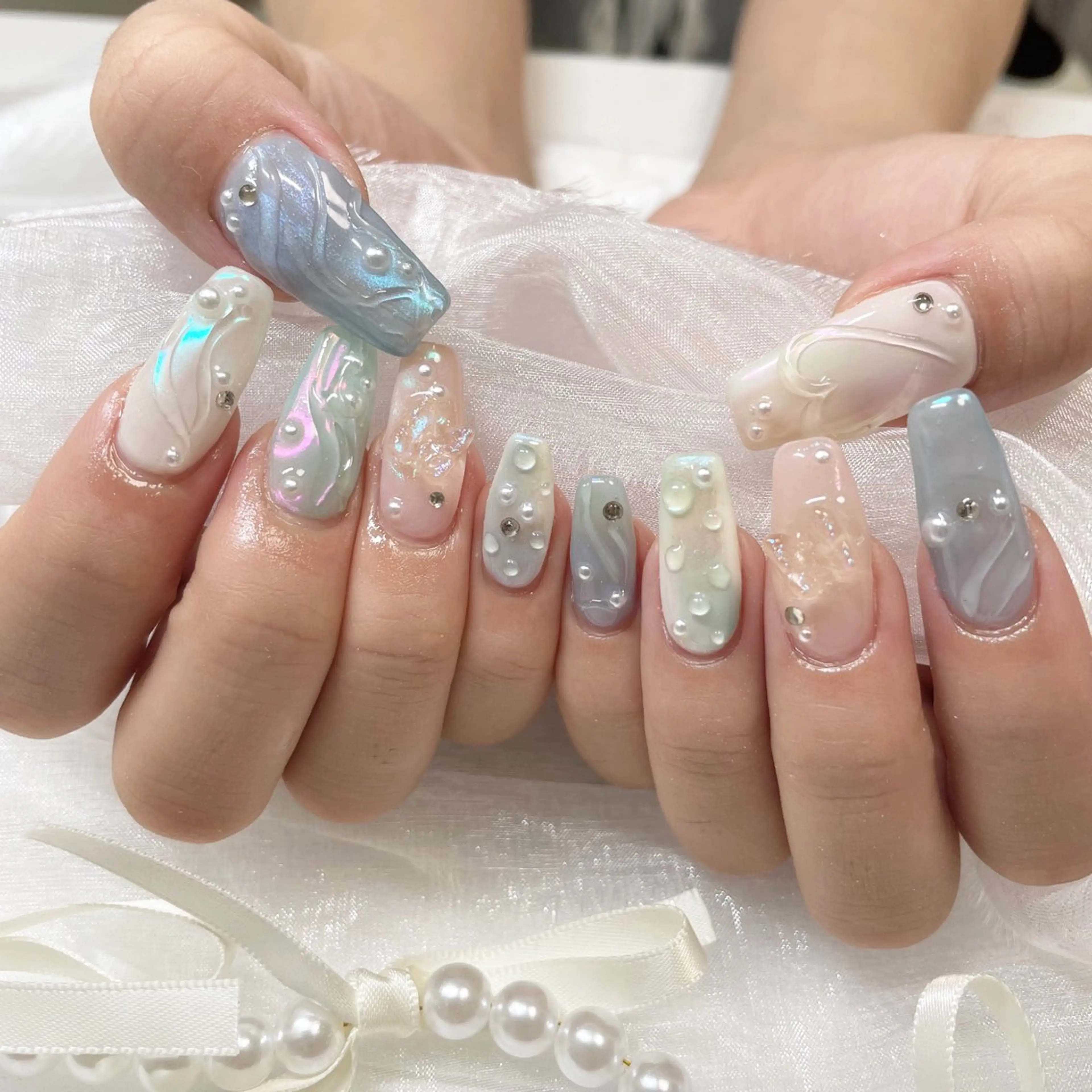 ネイル ジェルネイル 韓国ネイル 持ち込み ニュアンスネイル ワンカラーネイル ハンドネイル fiore nail 🦋のネイルデザイン