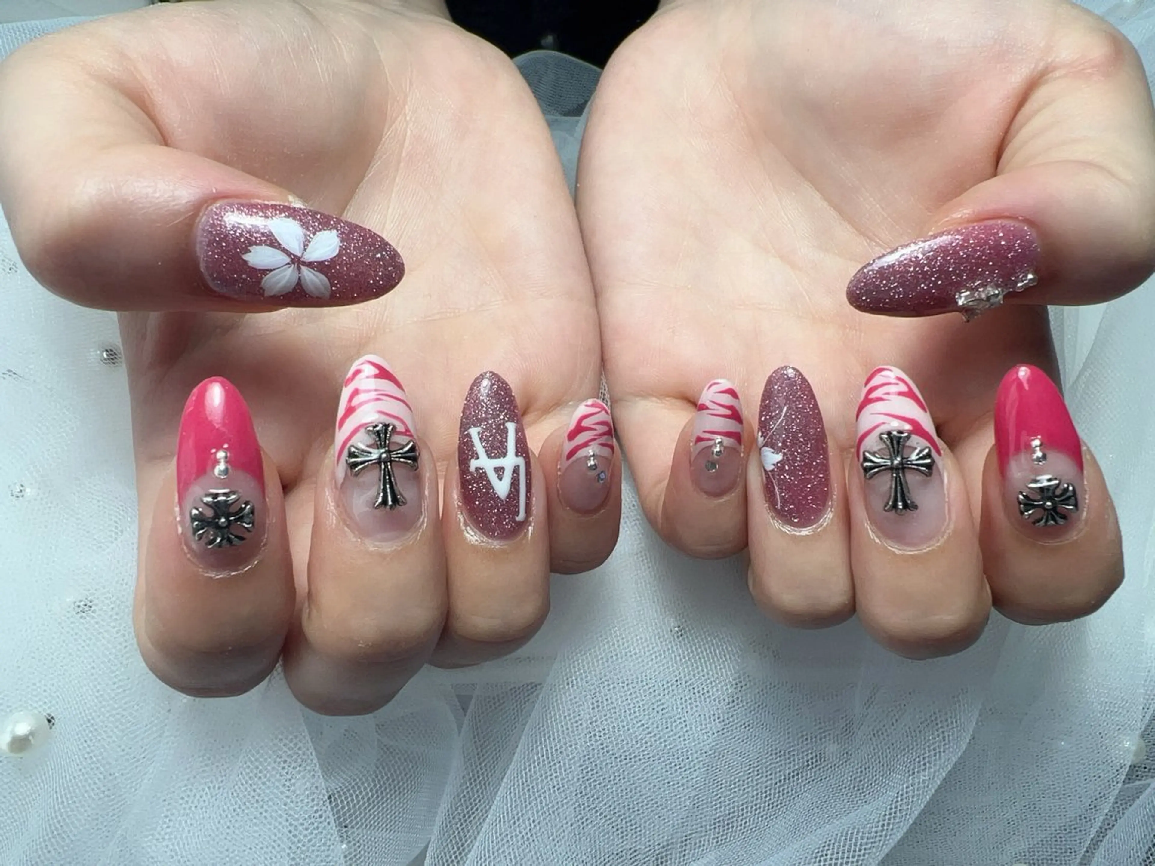 3D高価スートン150分つけ放題 派手目～ゴージャスまで合わせると豪華な仕上がり♪の写真