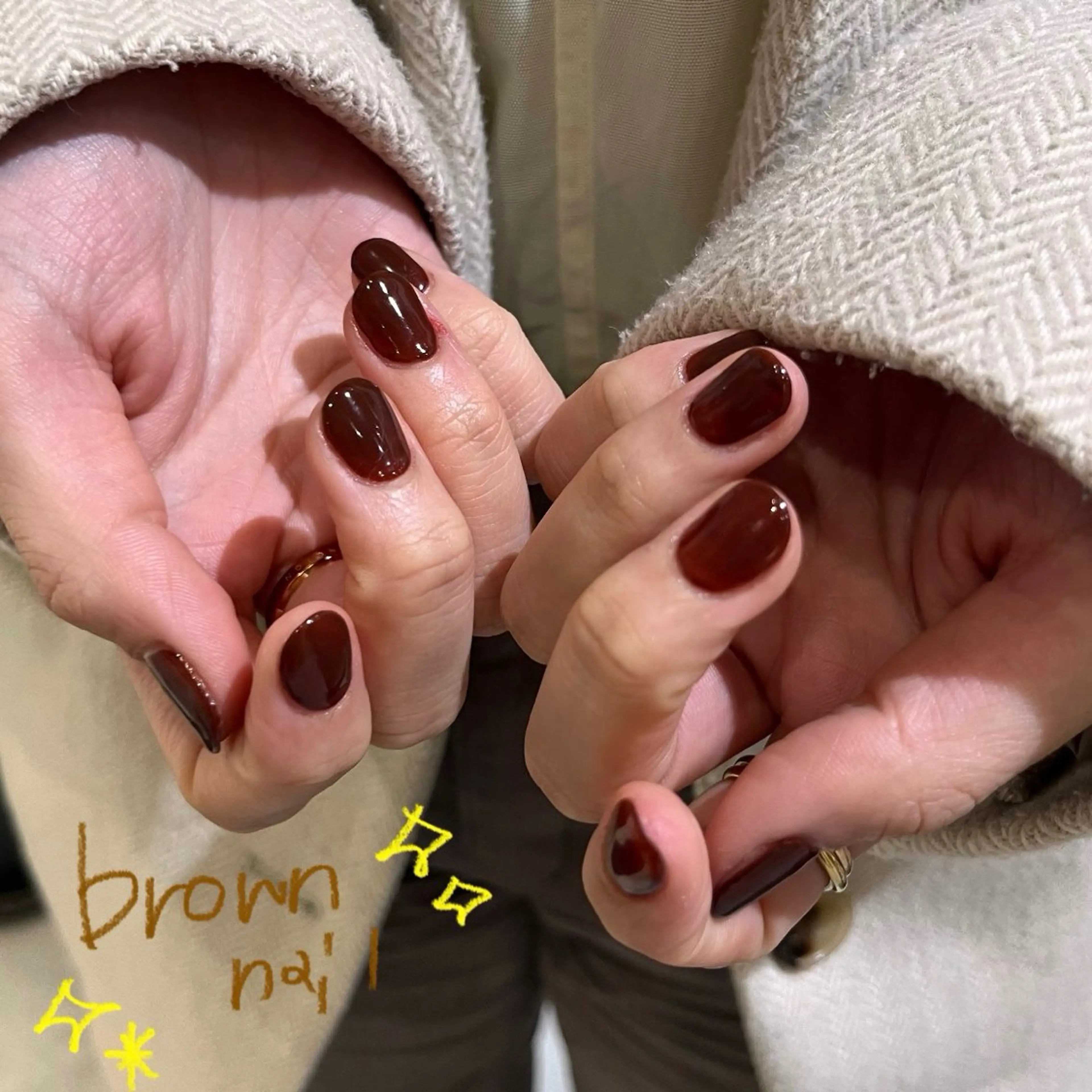 ネイル ブラウン ワンカラーネイル オタク美容師🛍/ 酸性ストレート/艶髪のヘアスタイル