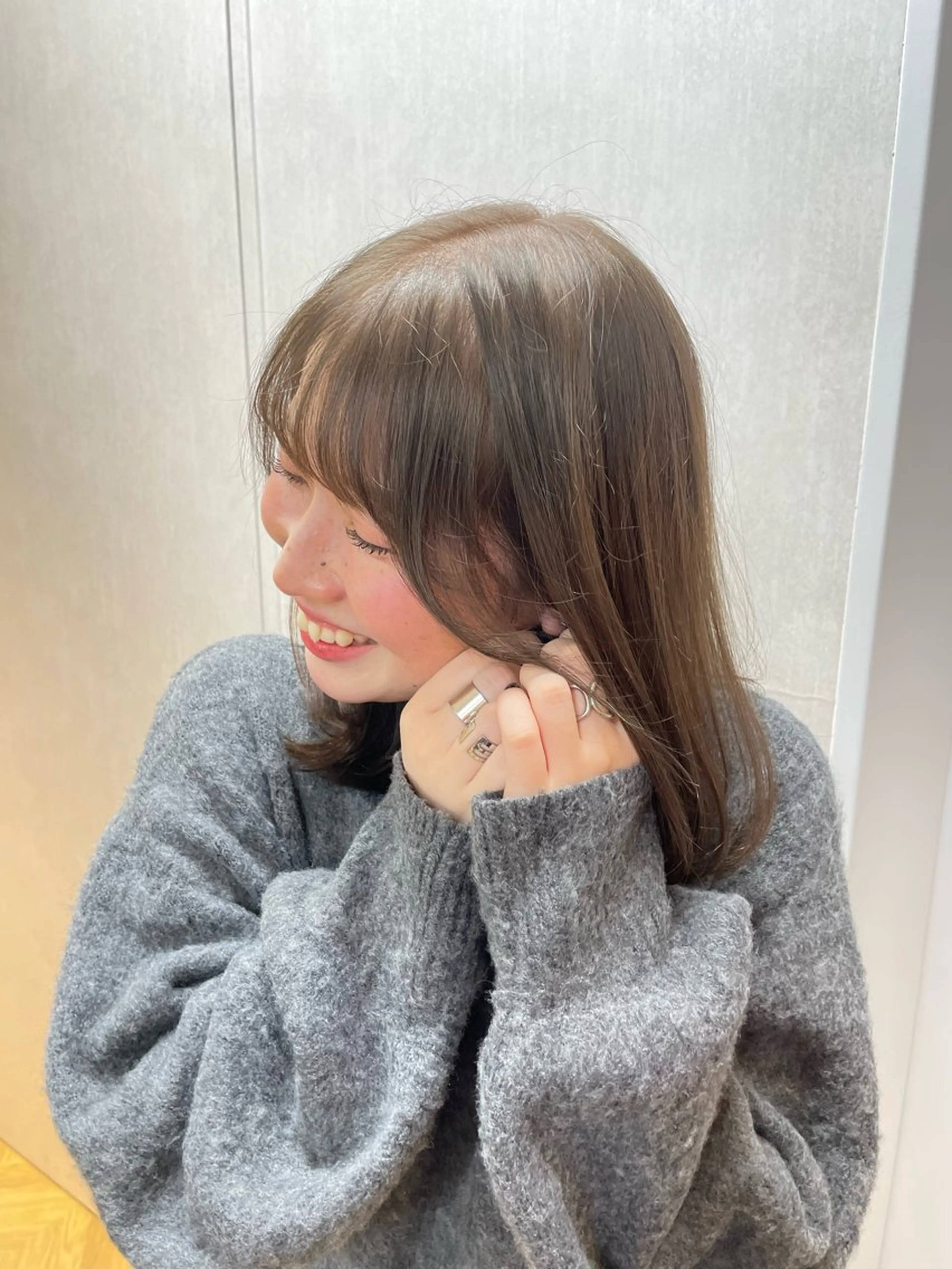 セミロング カラー パーマ カット 縮毛矯正 トリートメント ヘッドスパ ヘアセット レイヤー/透明感/ 髪質改善🩵NANAのヘアスタイル