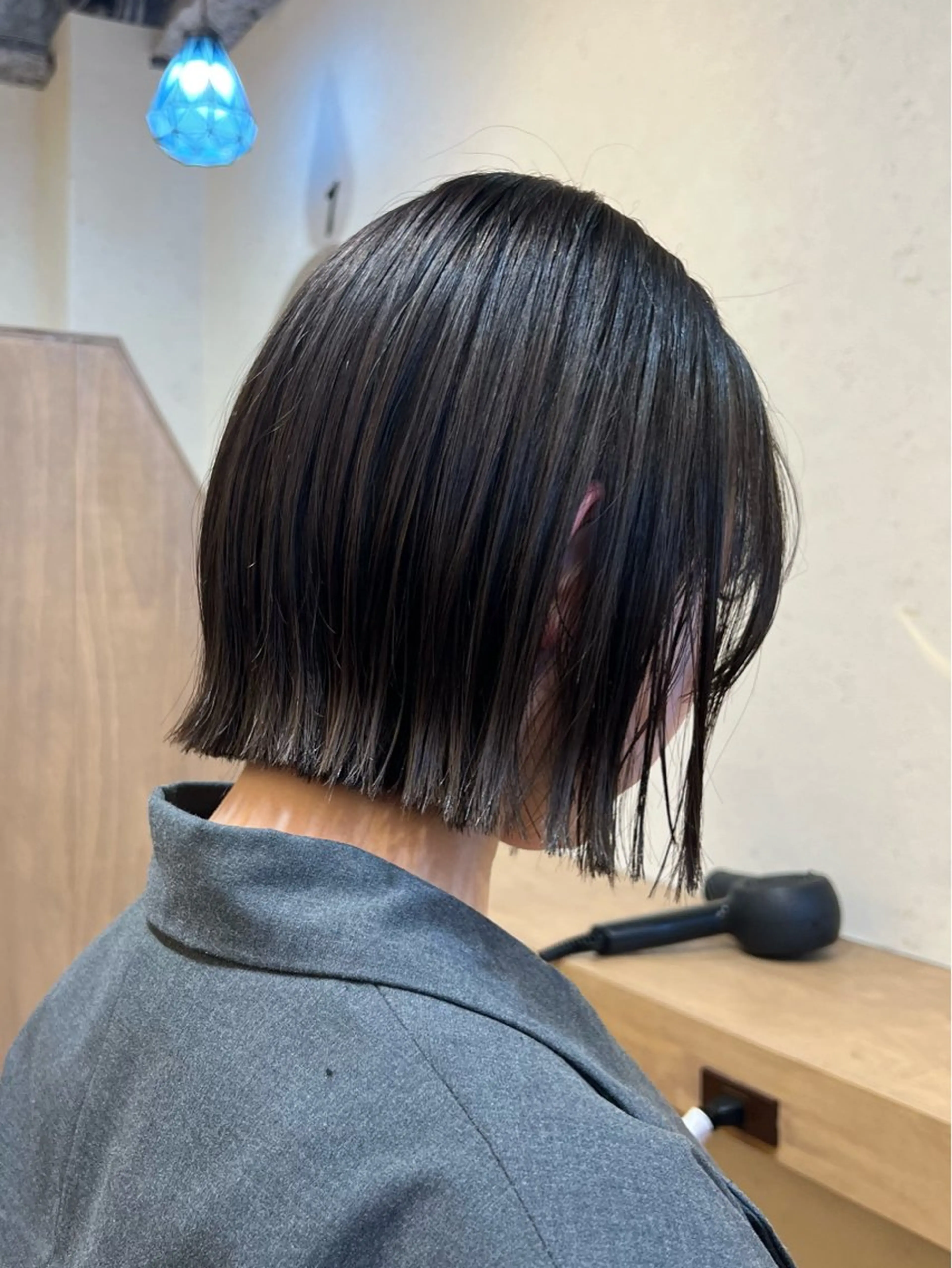 ショート カラー 切りっぱなしボブ ボブ カット ヘアカラー トリートメント 神戸ボブ✂️ ioe三宮/田 伸佳のヘアスタイル