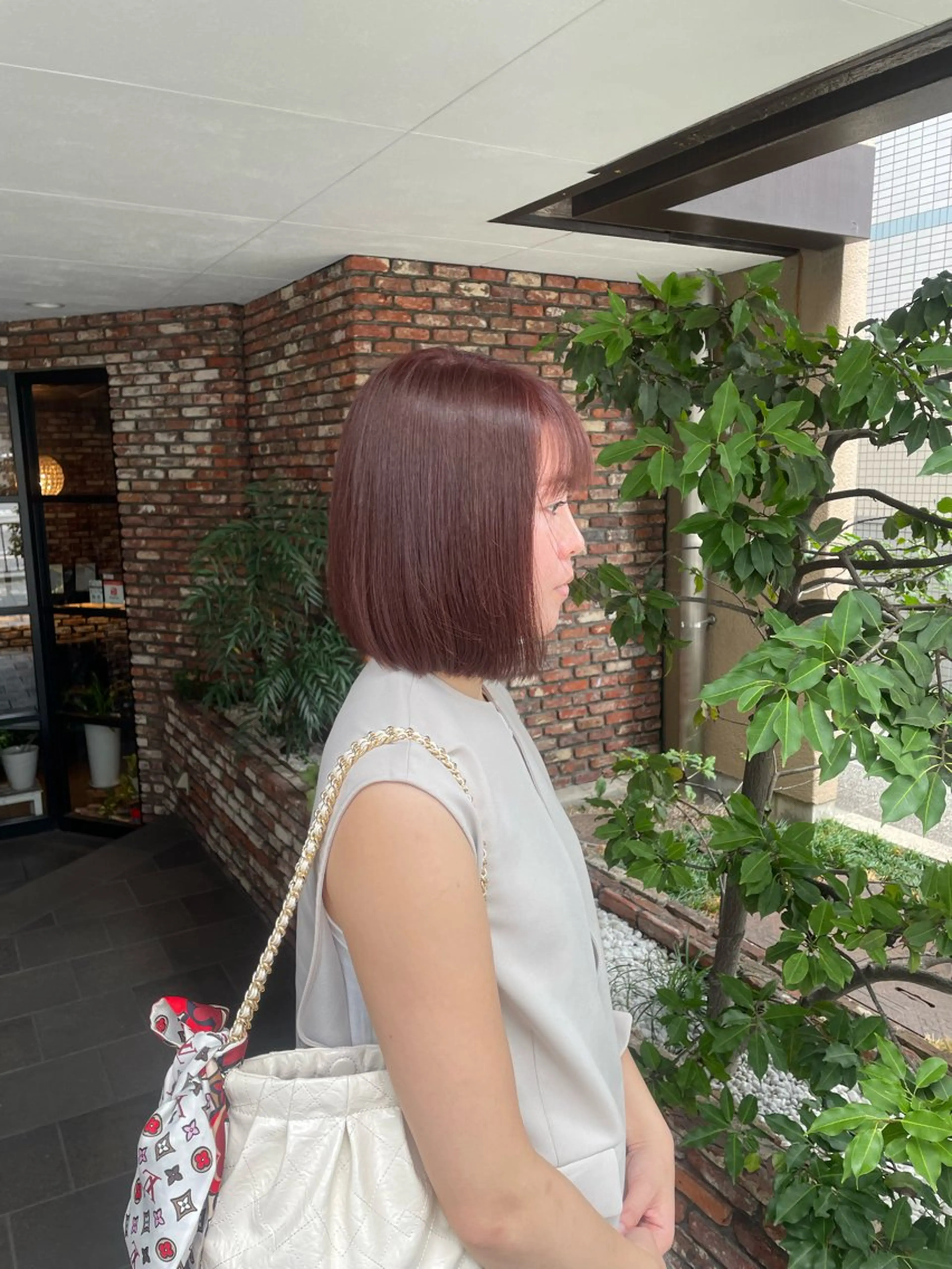 カラー ブラウンカラー ピンクカラー カット トリートメント ヘッドスパ ショート 顔周りレイヤー/マオのヘアスタイル