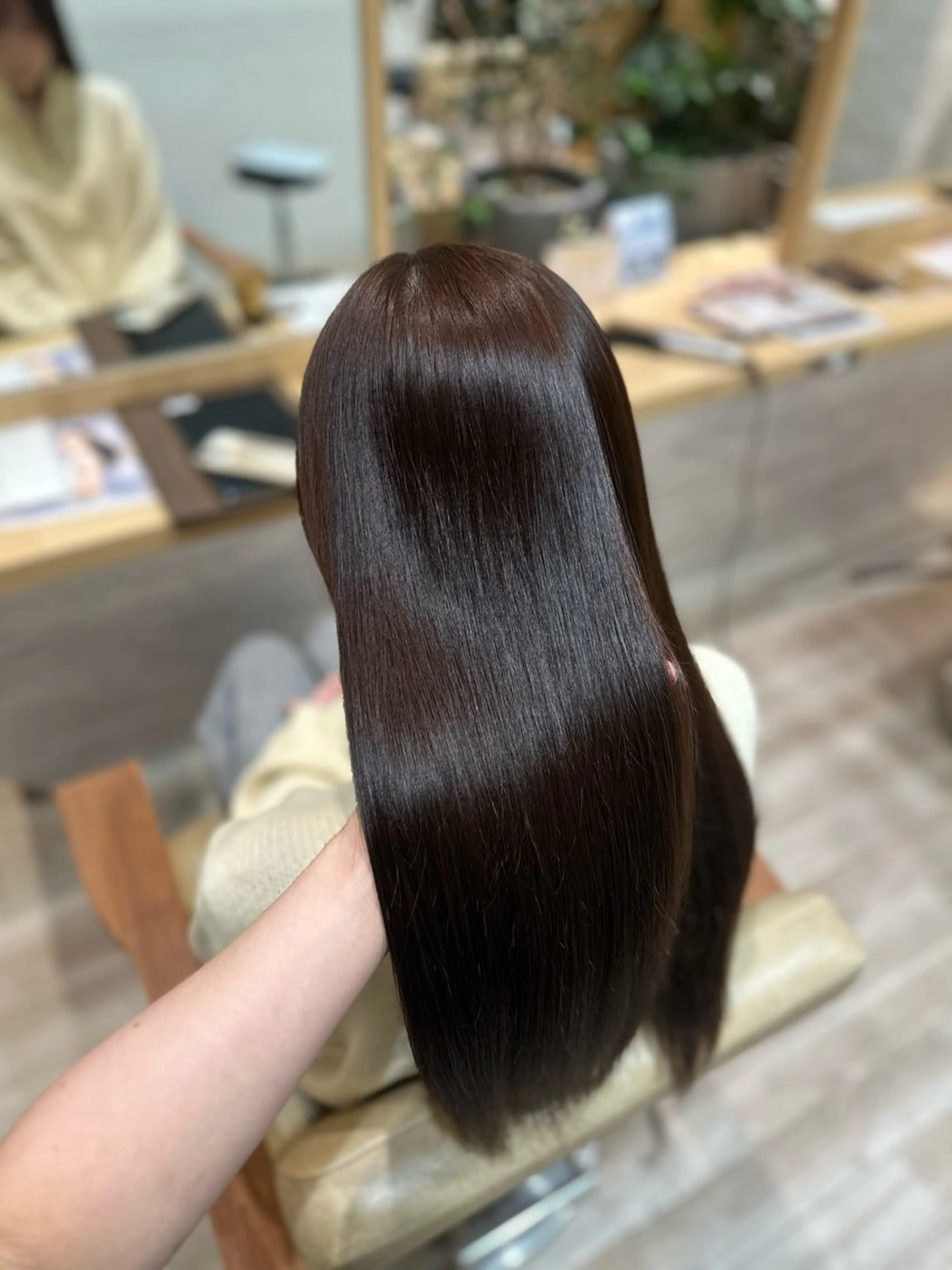 カラー ブラウンカラー 美蘭🎀1/18限 定カットカラー無料のヘアスタイル