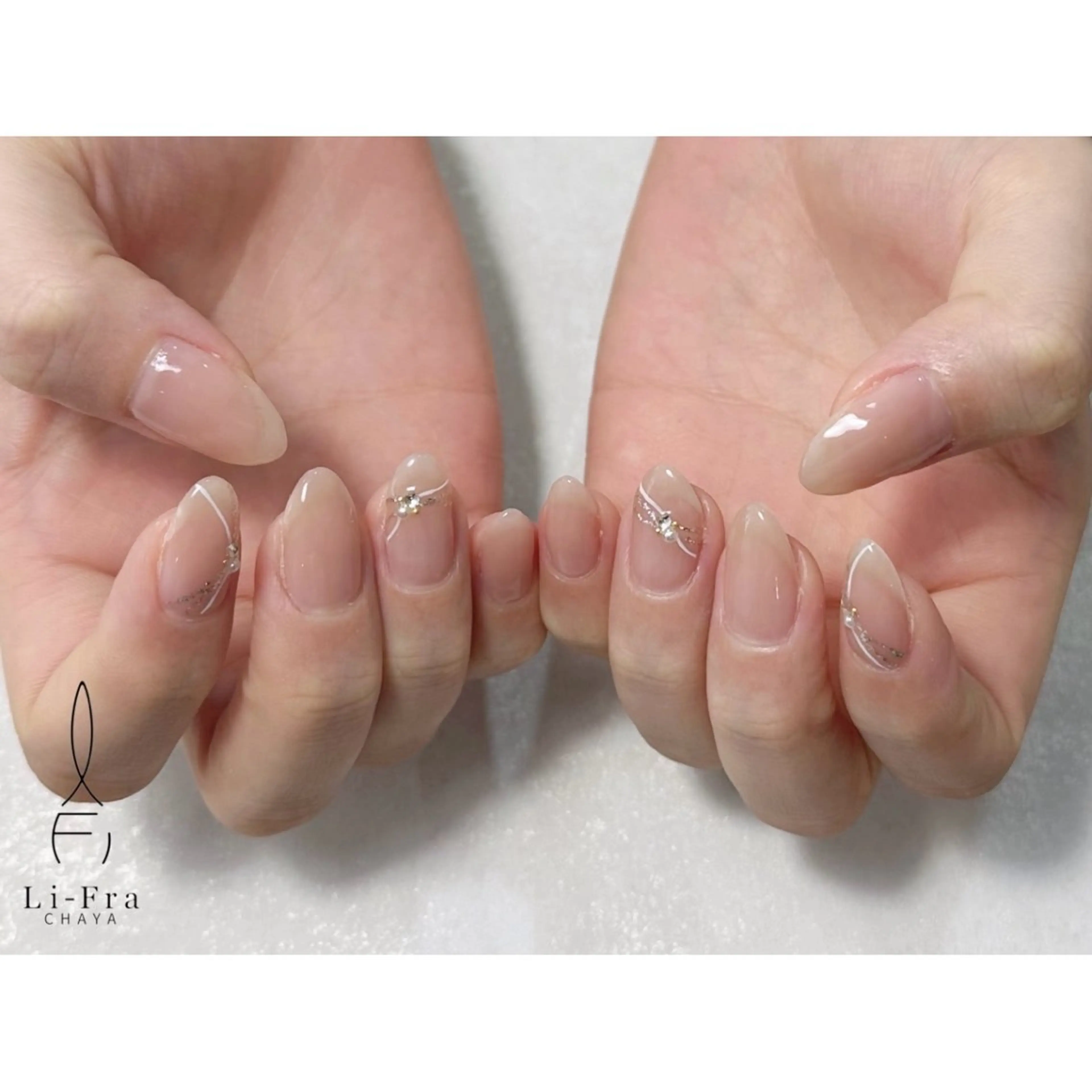 ネイル オフィスネイル ハンドネイル Li-fra KUNIIのネイルデザイン