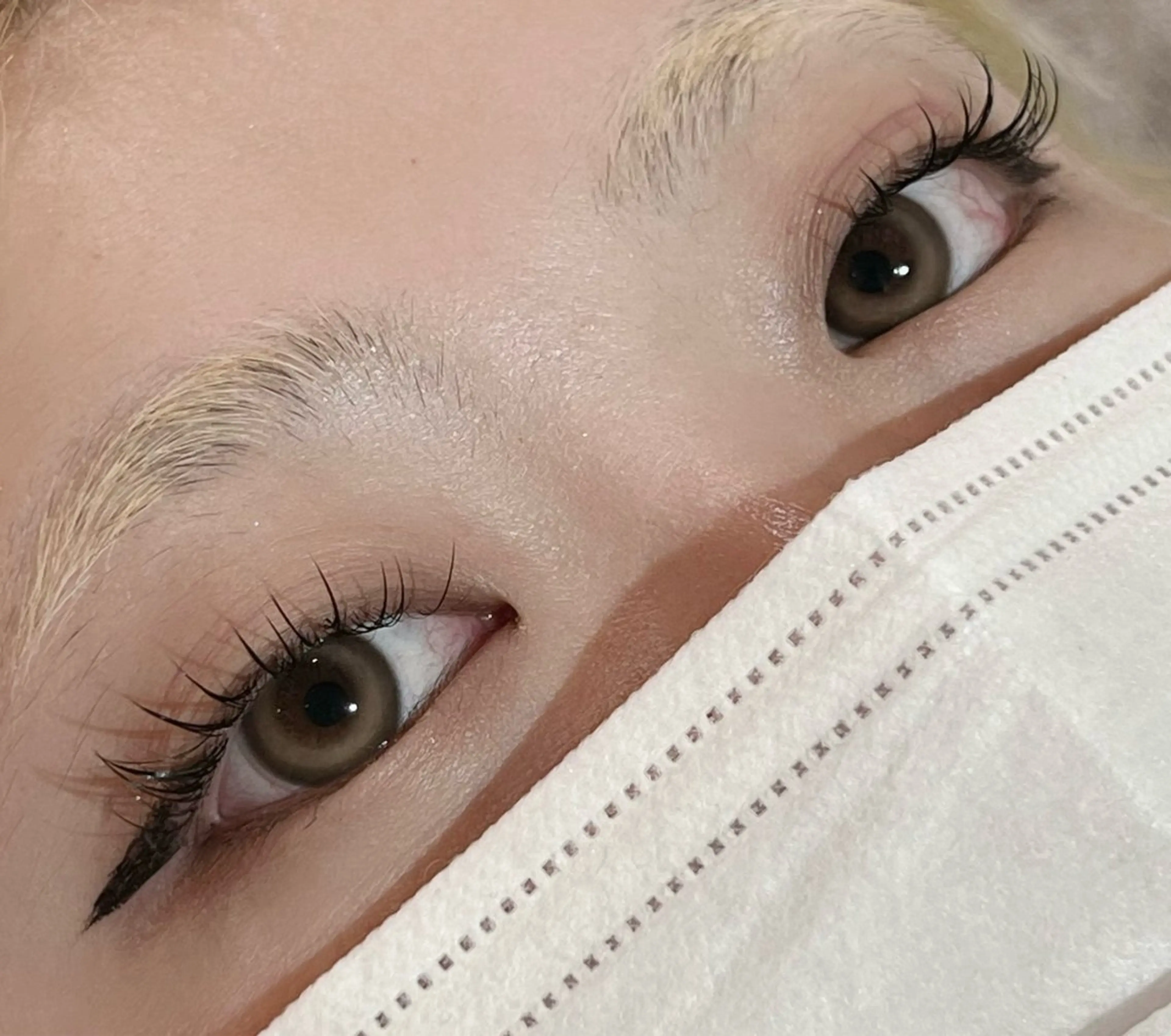 マツエク・マツパ Eye Lash Salon Vivi豊田所属・山中 聖奈の眉毛・アイブロウイメージ