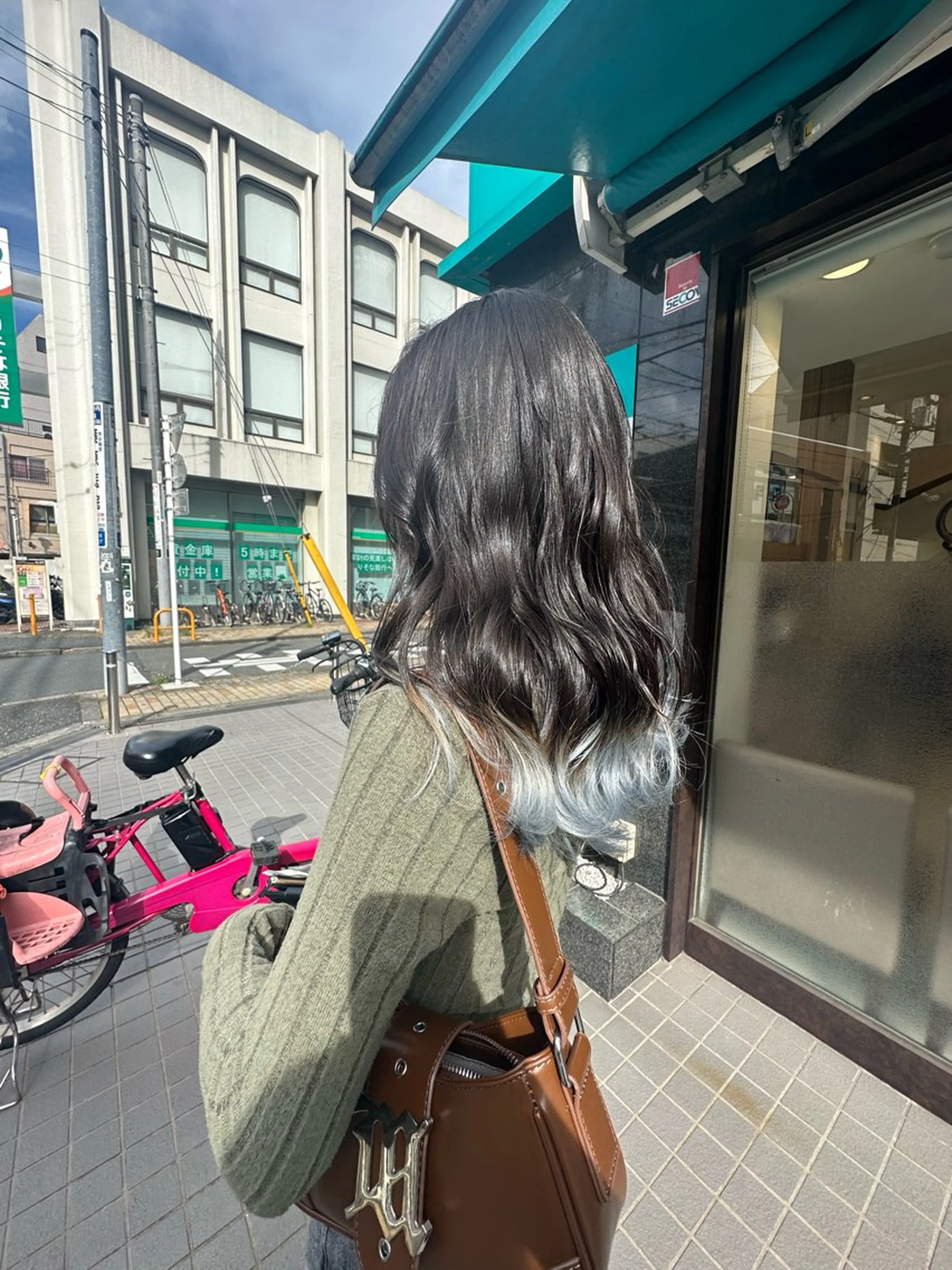 セミロング ‪❥ブリーチ💗 MIKUのヘアスタイル