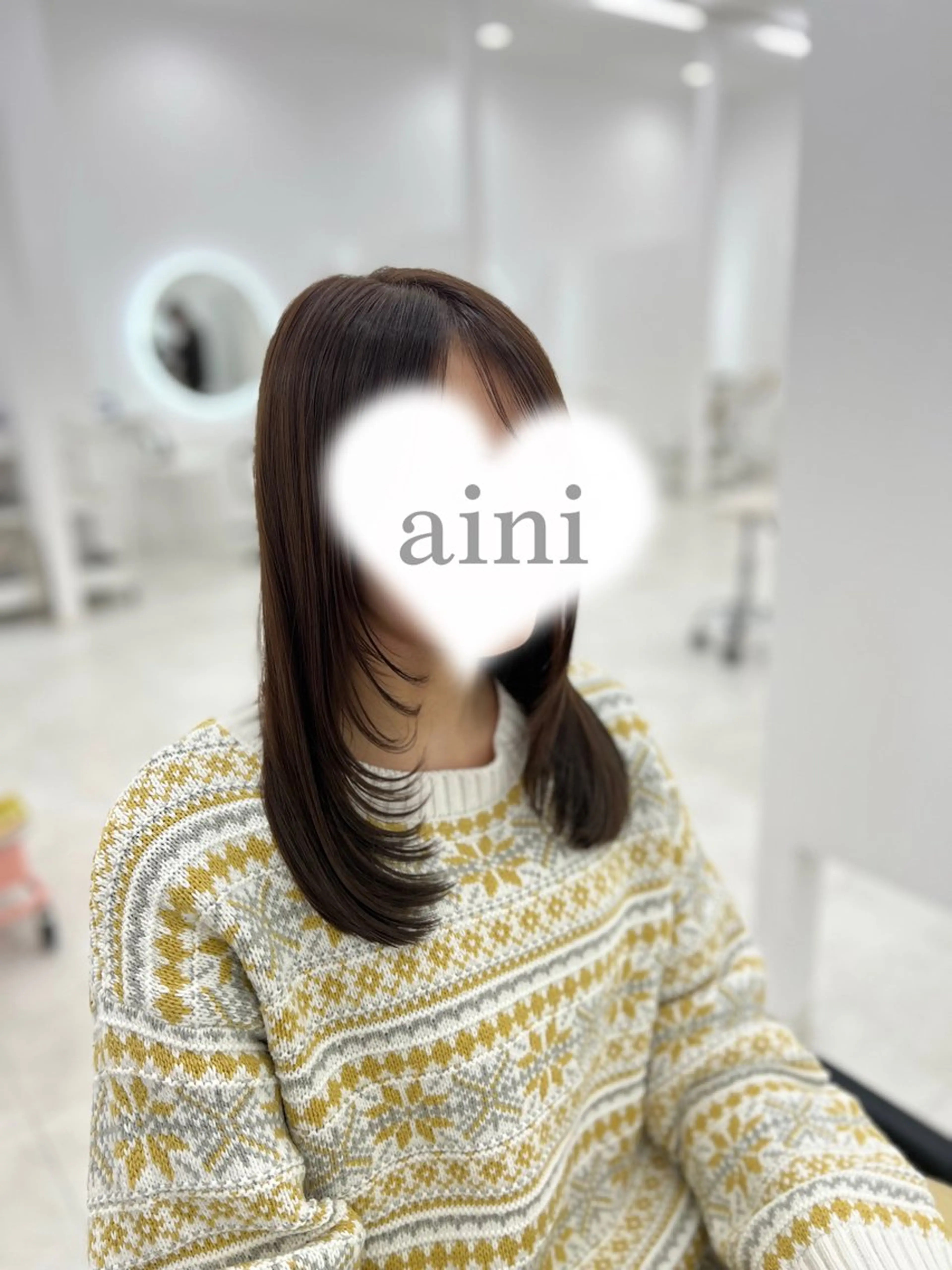 セミロング カラー カット ヘアカラー トリートメント 吉田 悠乃のヘアスタイル