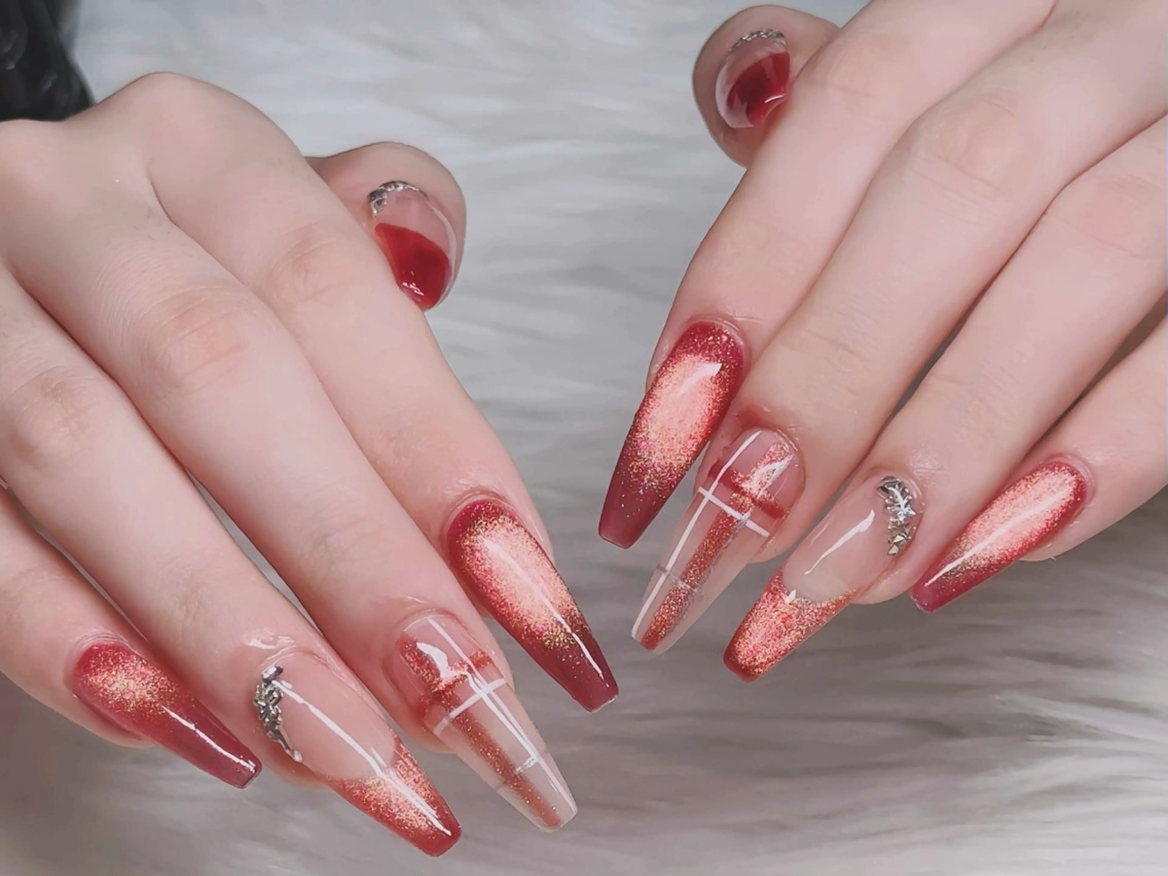 ネイル フットネイル ジェルネイル 韓国ネイル マグネットネイル 持ち込み ハンドネイル Akiko ネイルサロン所属・AKIKO ネイルサロンのネイルデザイン