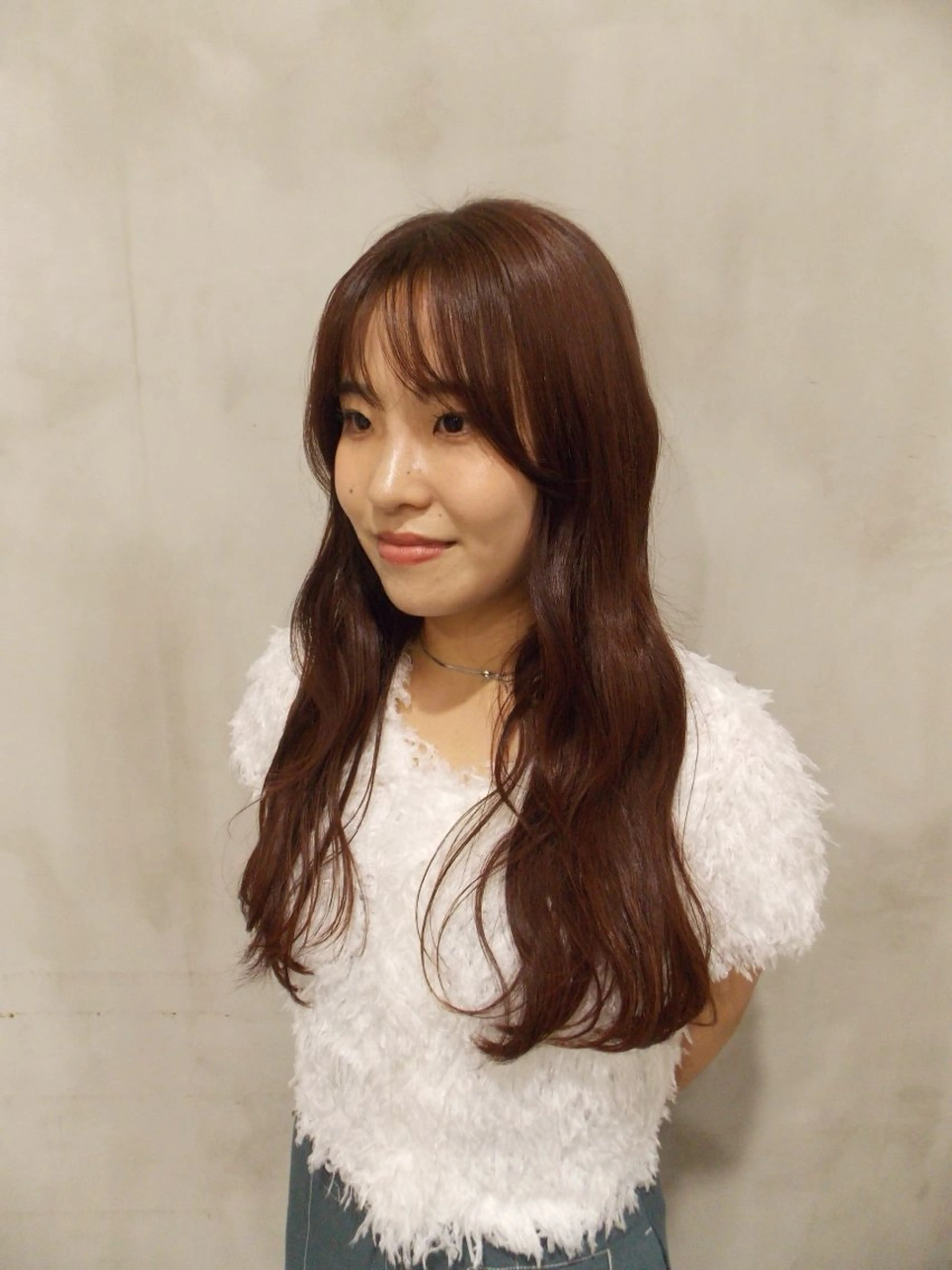 ロング 小西 萌々香のヘアスタイル