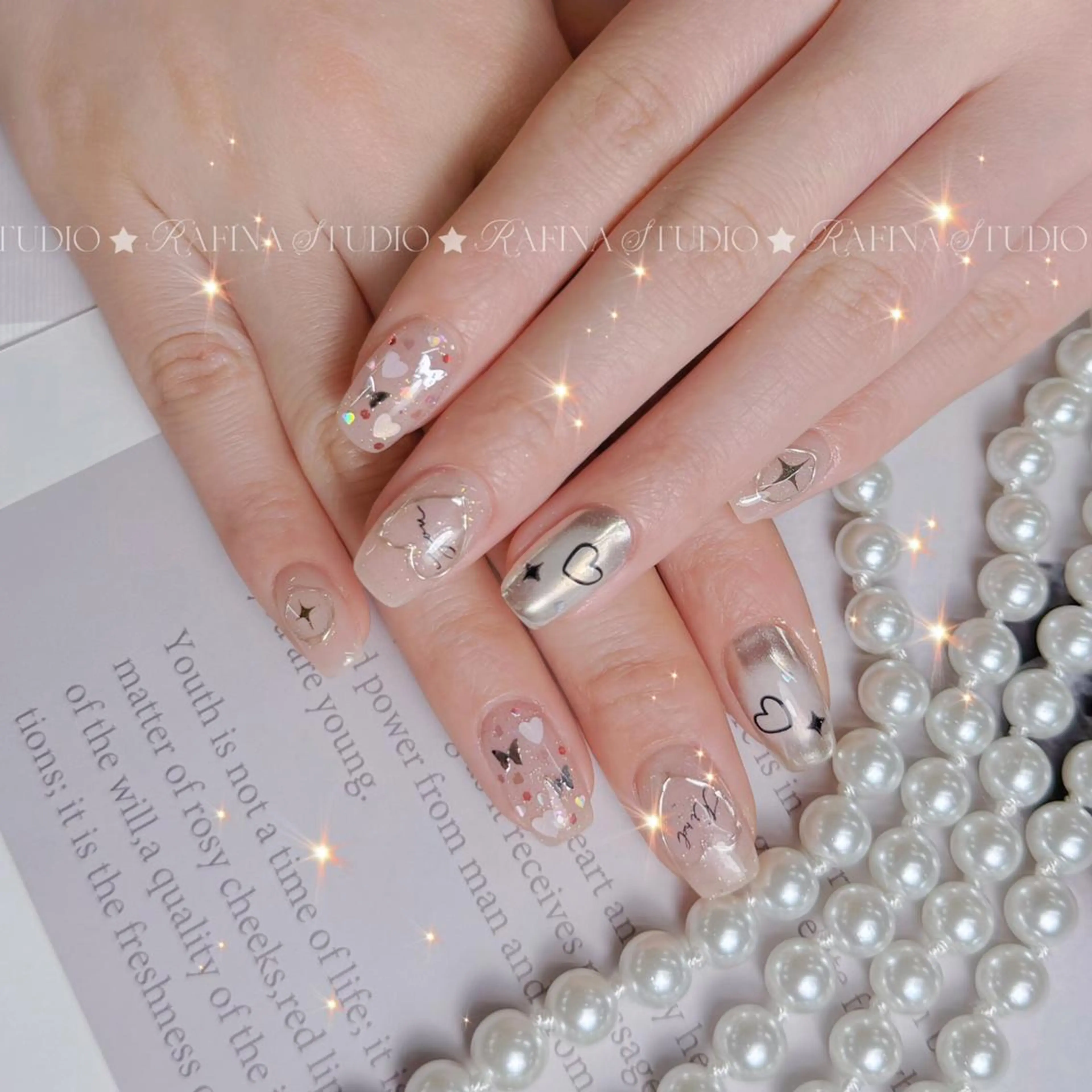 ネイル 玲央 YOYOのネイルデザイン