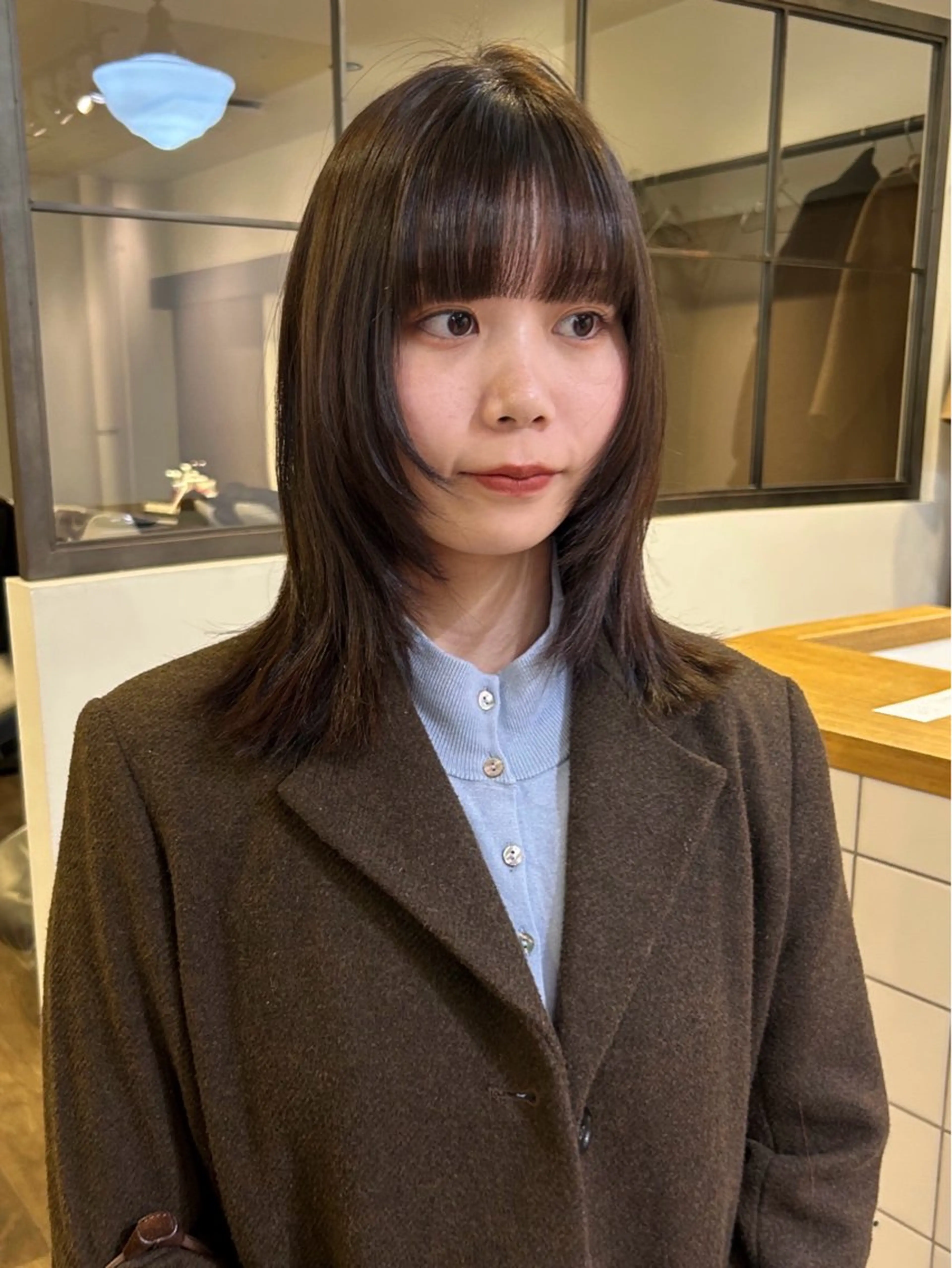 ミディアム カラー カット ヘアカラー トリートメント 透明感カラー レイヤーカット りなのヘアスタイル