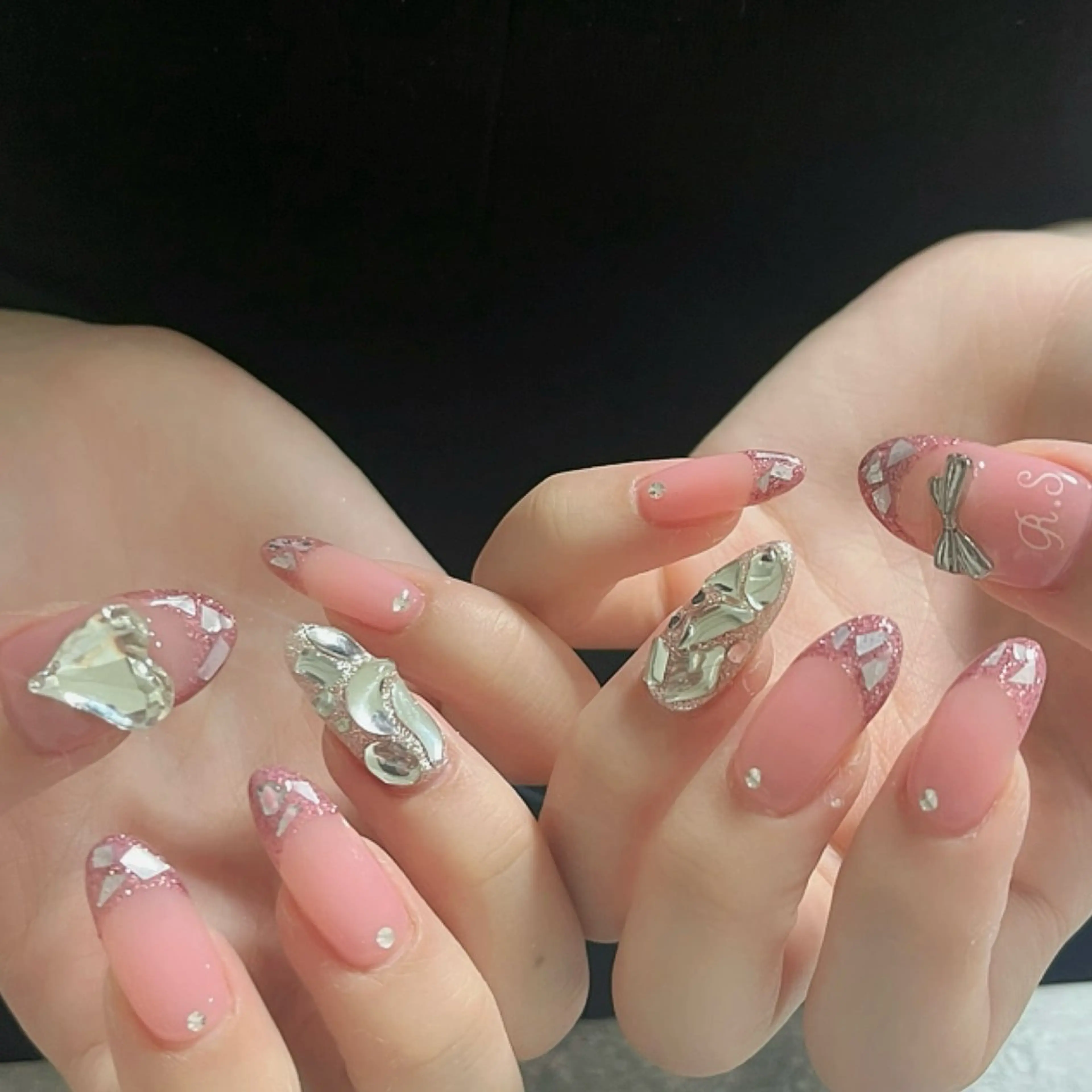 ネイル Protea きぬがわ らむのネイルデザイン