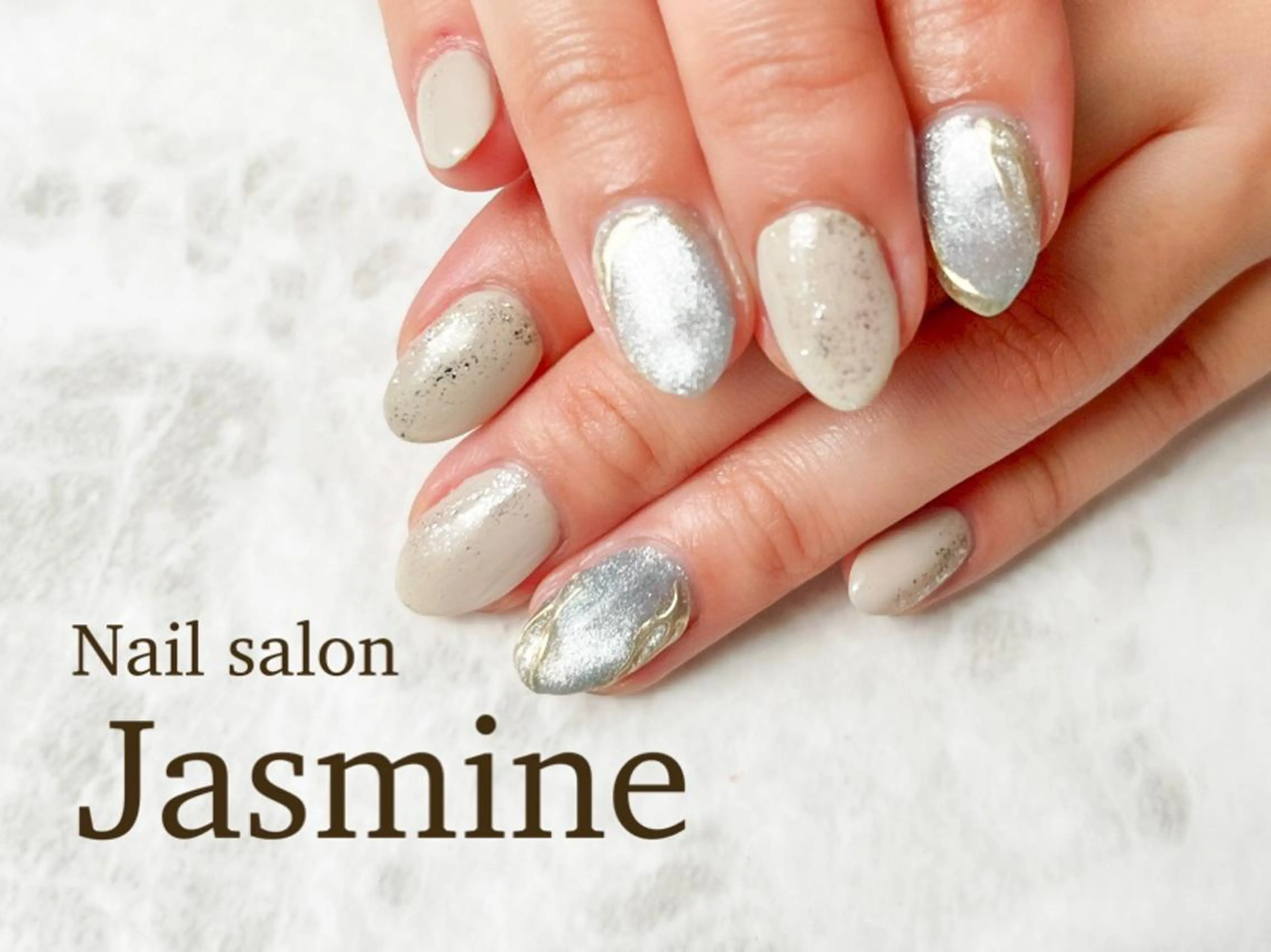 ネイル マグネットネイル ミラーネイル ニュアンスネイル Jasmine 林のネイルデザイン