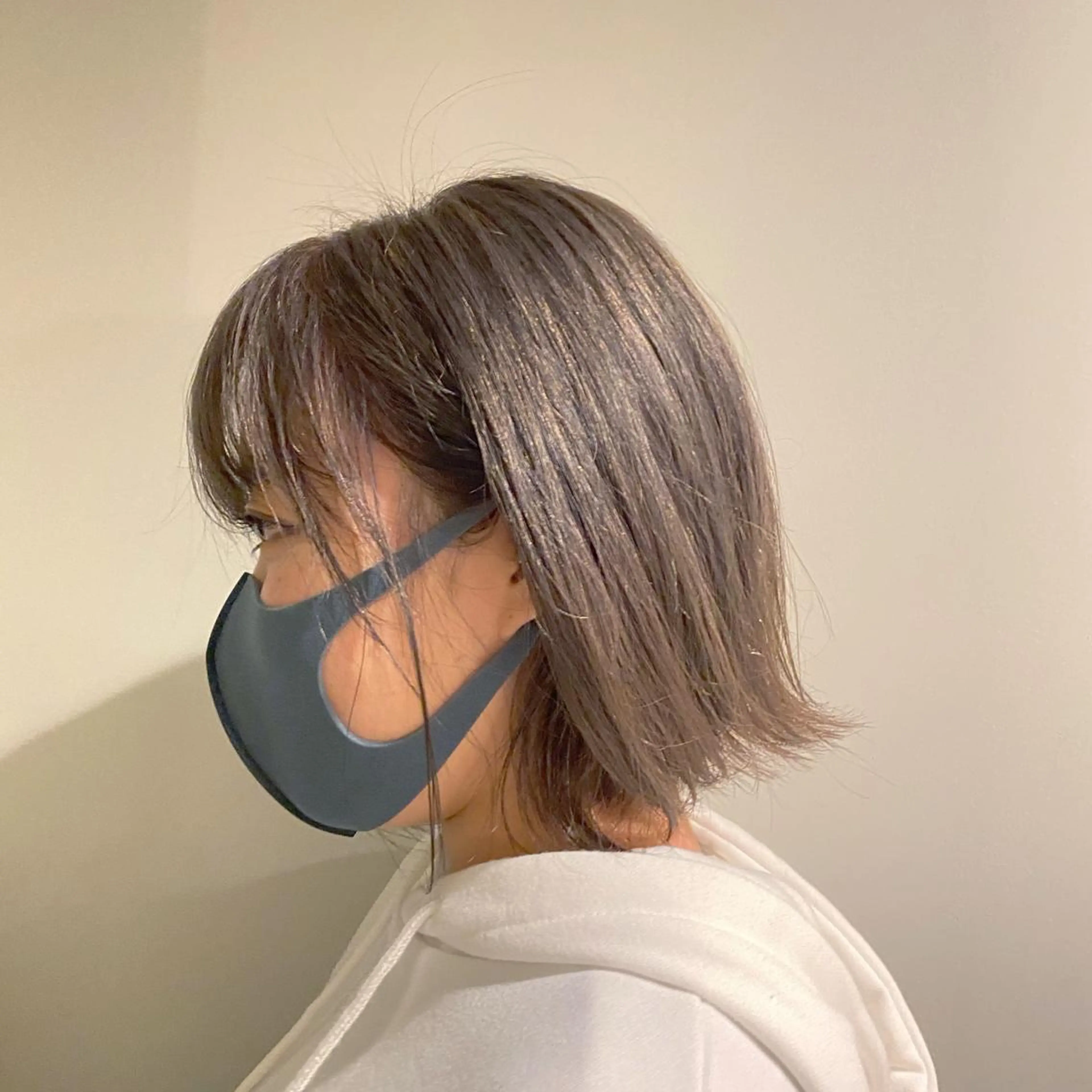 カラー 美髪ストレート 川本雄己のヘアスタイル