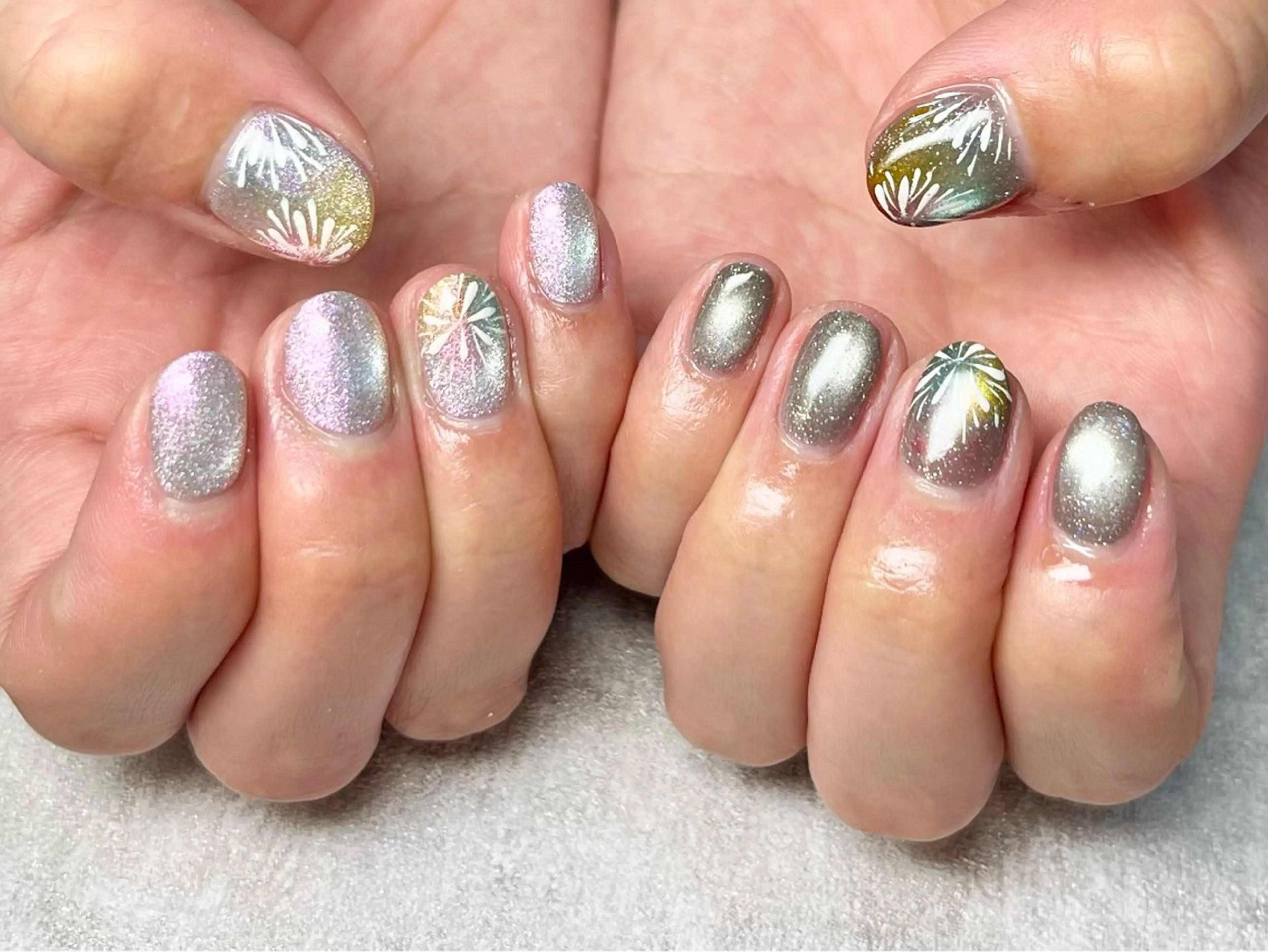 ネイル Queennail 北堀江Yumiのネイルデザイン