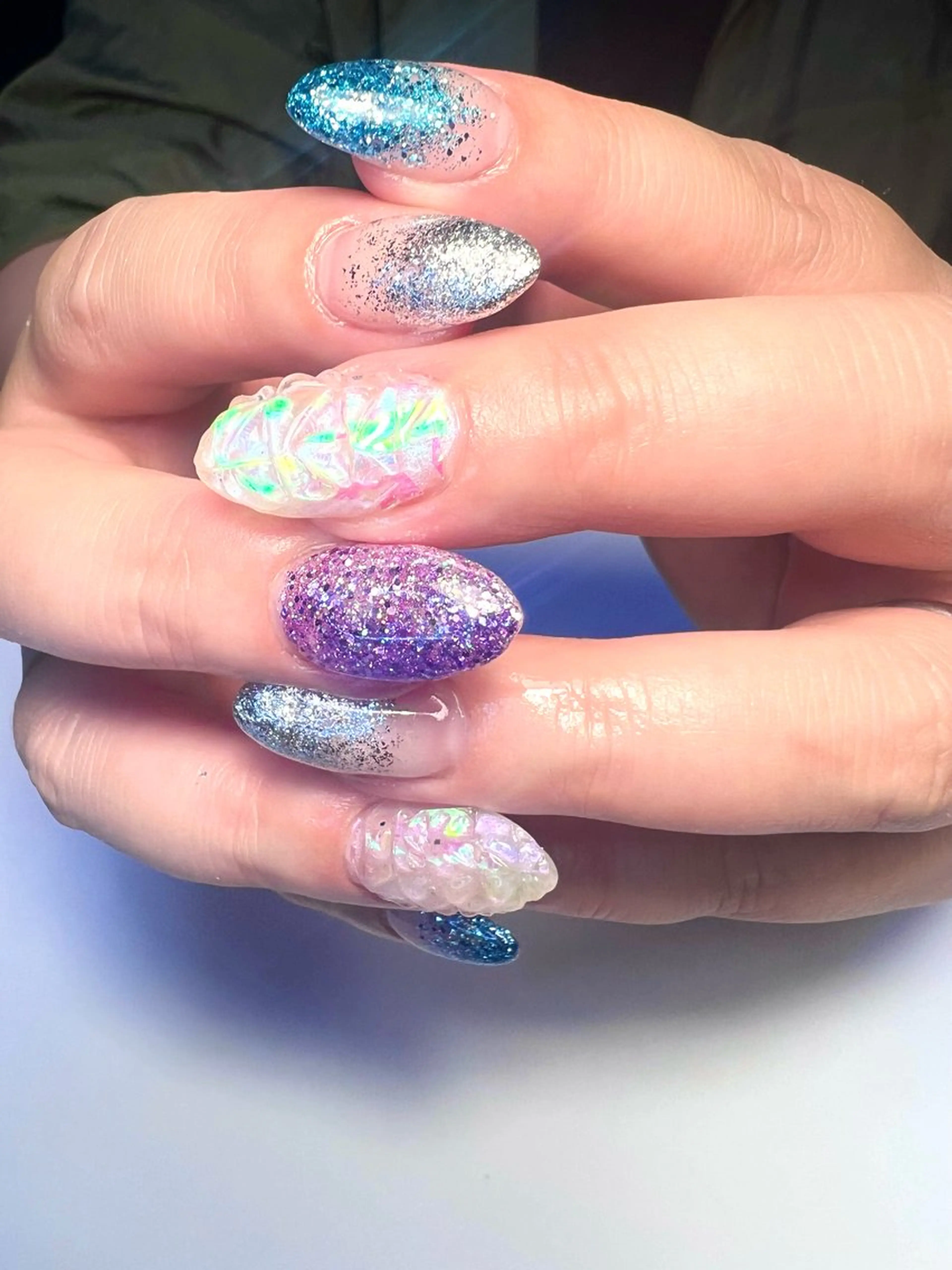 ネイル アートネイル ラメ(グリッター) ラメグラデーション 中村 翠のネイルデザイン