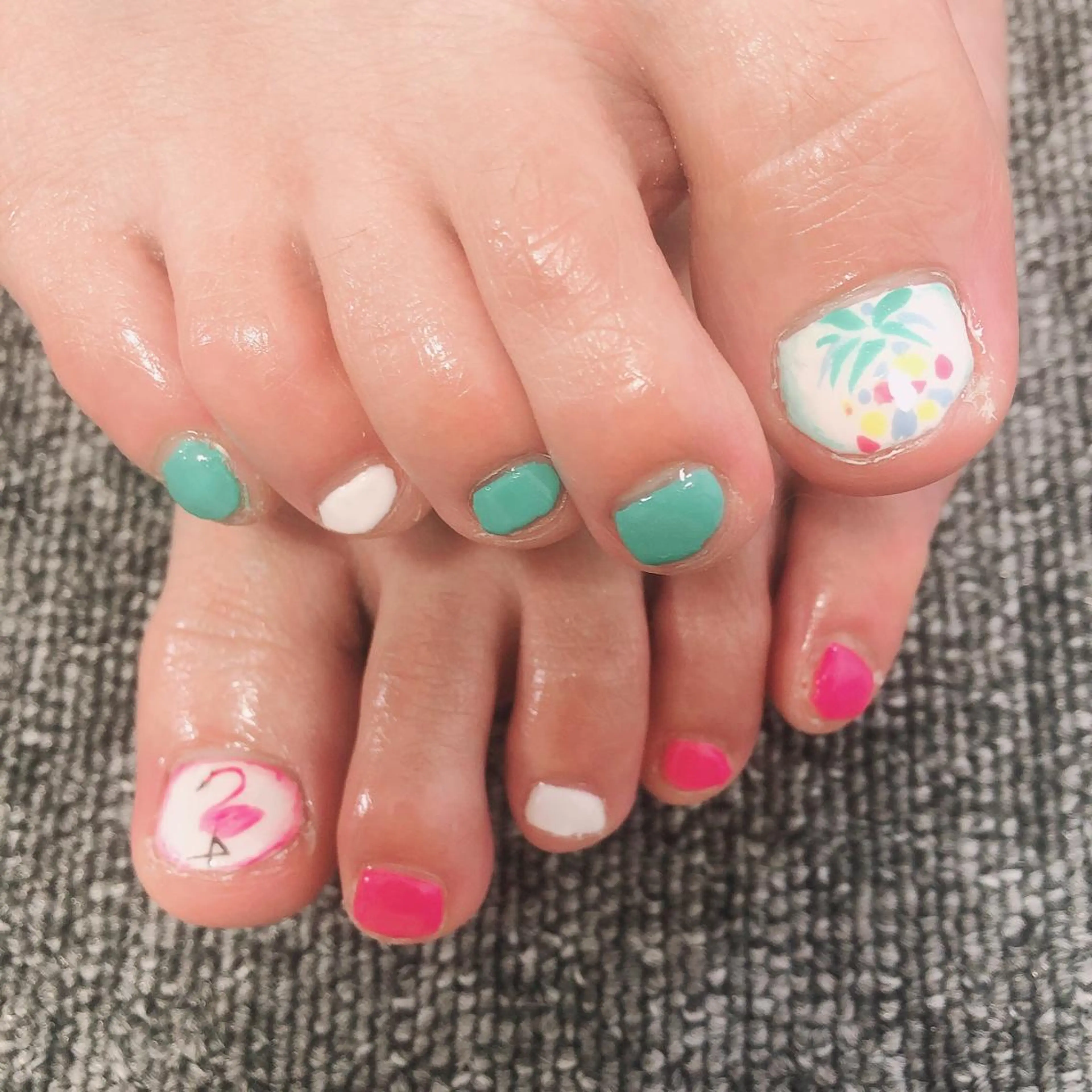 ネイル フットネイル 結城 怜菜のネイルデザイン