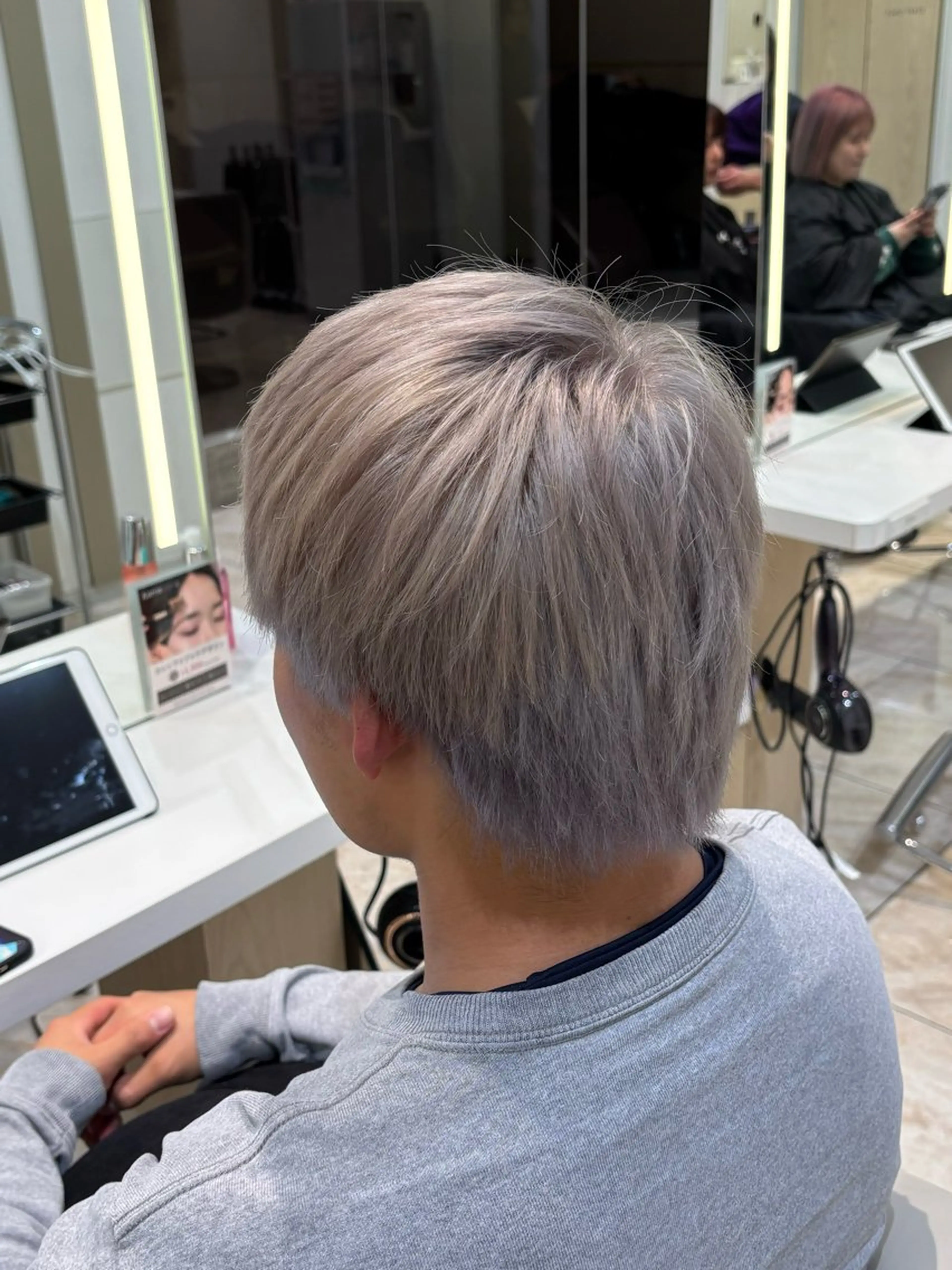 ショート カラー メンズ メンズブリーチ ブリーチ ヘアカラー miho‪𓂃 ANNETTAのヘアスタイル