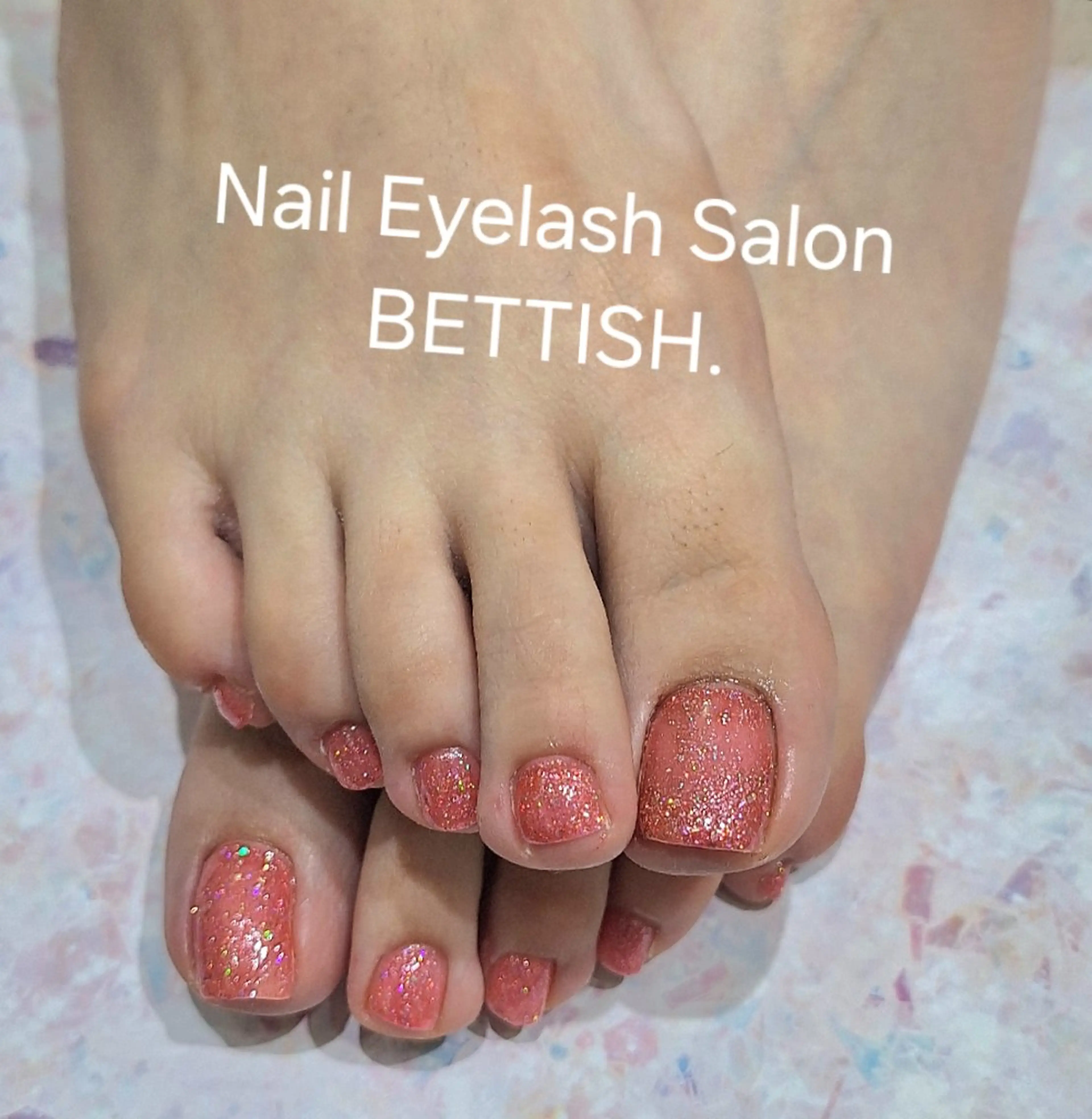 ネイル ラメ(グリッター) 赤色 BETTISH　 　AIRIのネイルデザイン