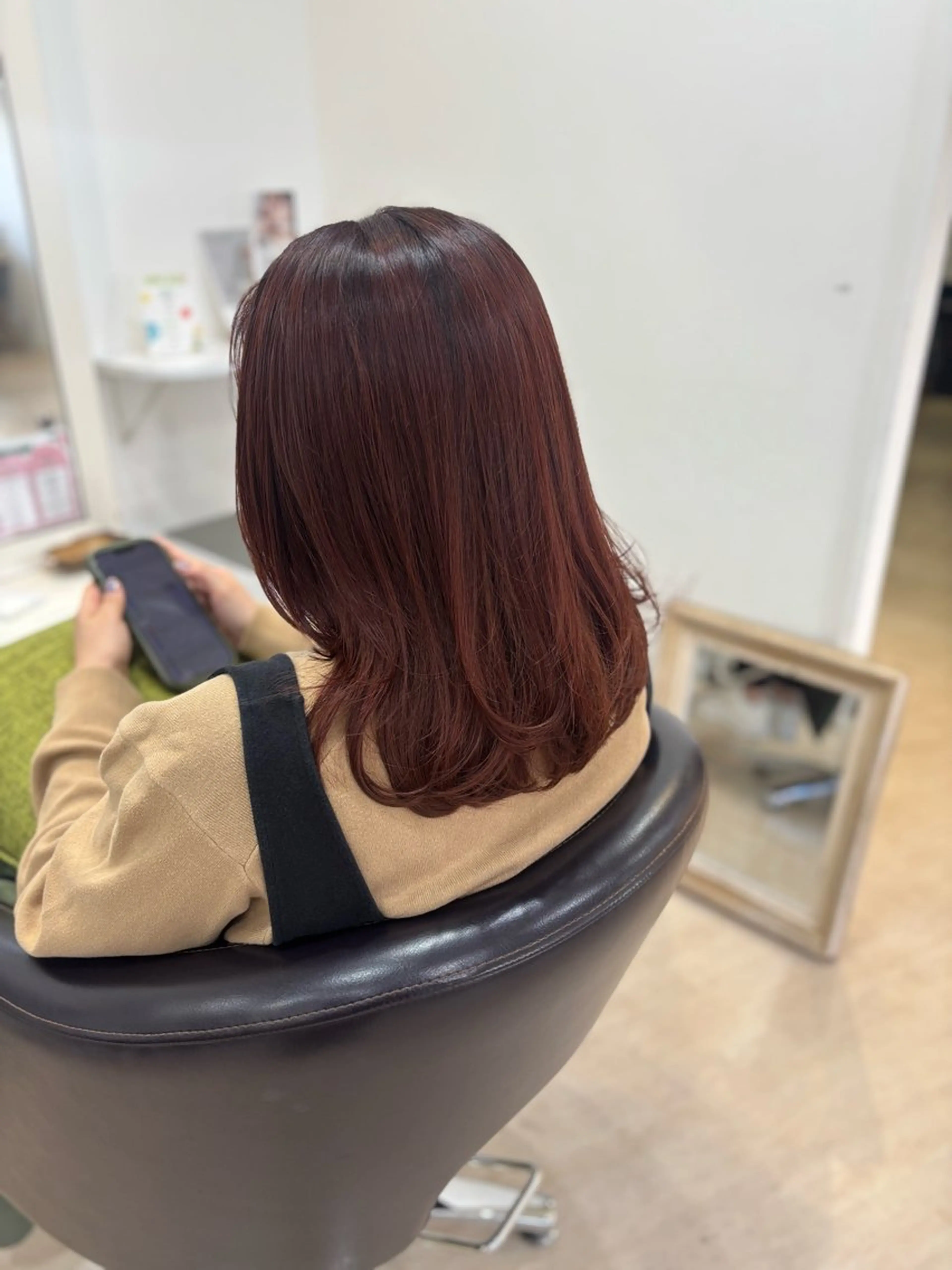 ミディアム カラー カット ヘアカラー 韓国風⭐️くびれヘア 🍀高津かえでのヘアスタイル