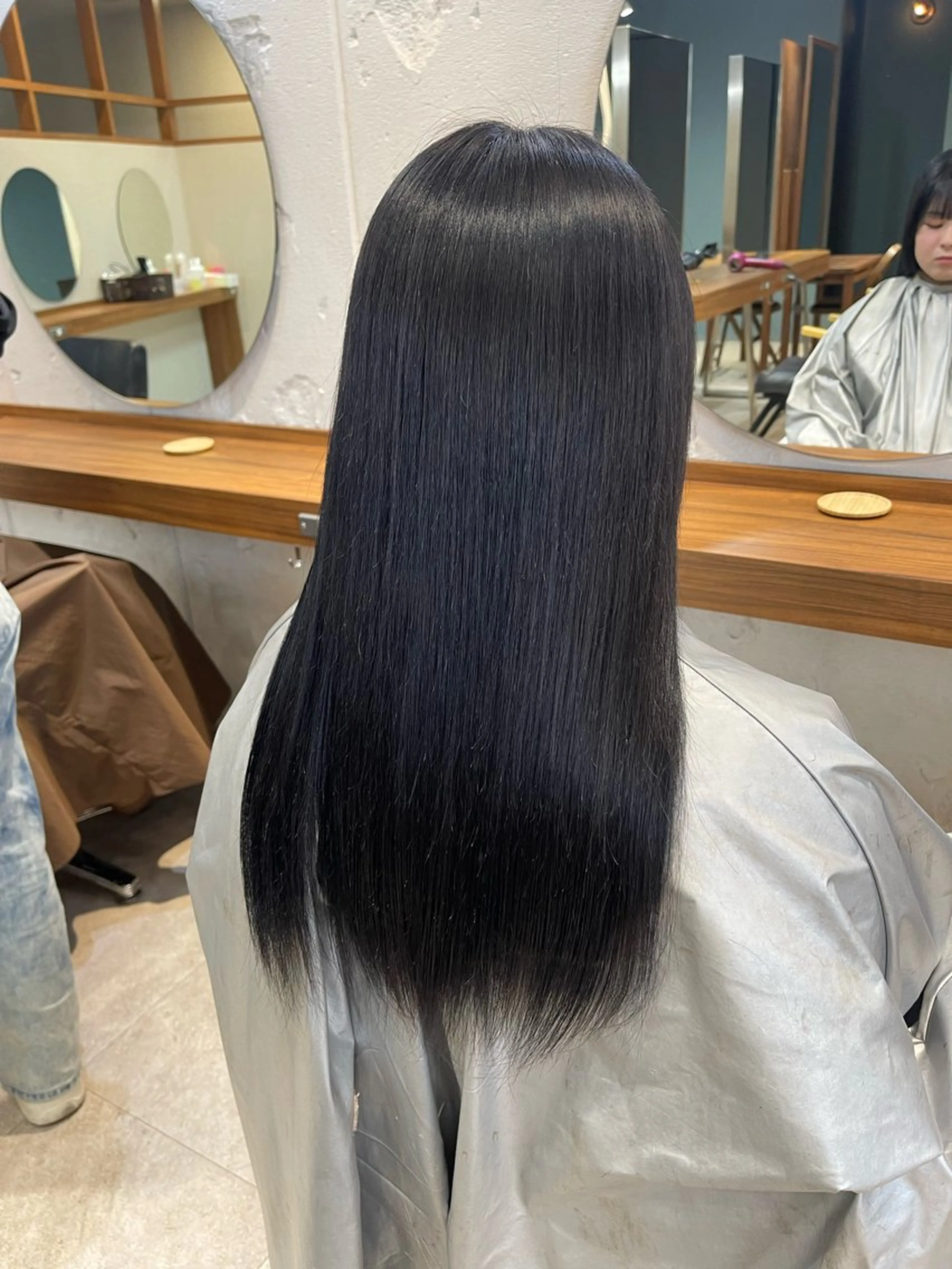 ロング カラー ヘアカラー トリートメント EIGHT 濱田響のヘアスタイル