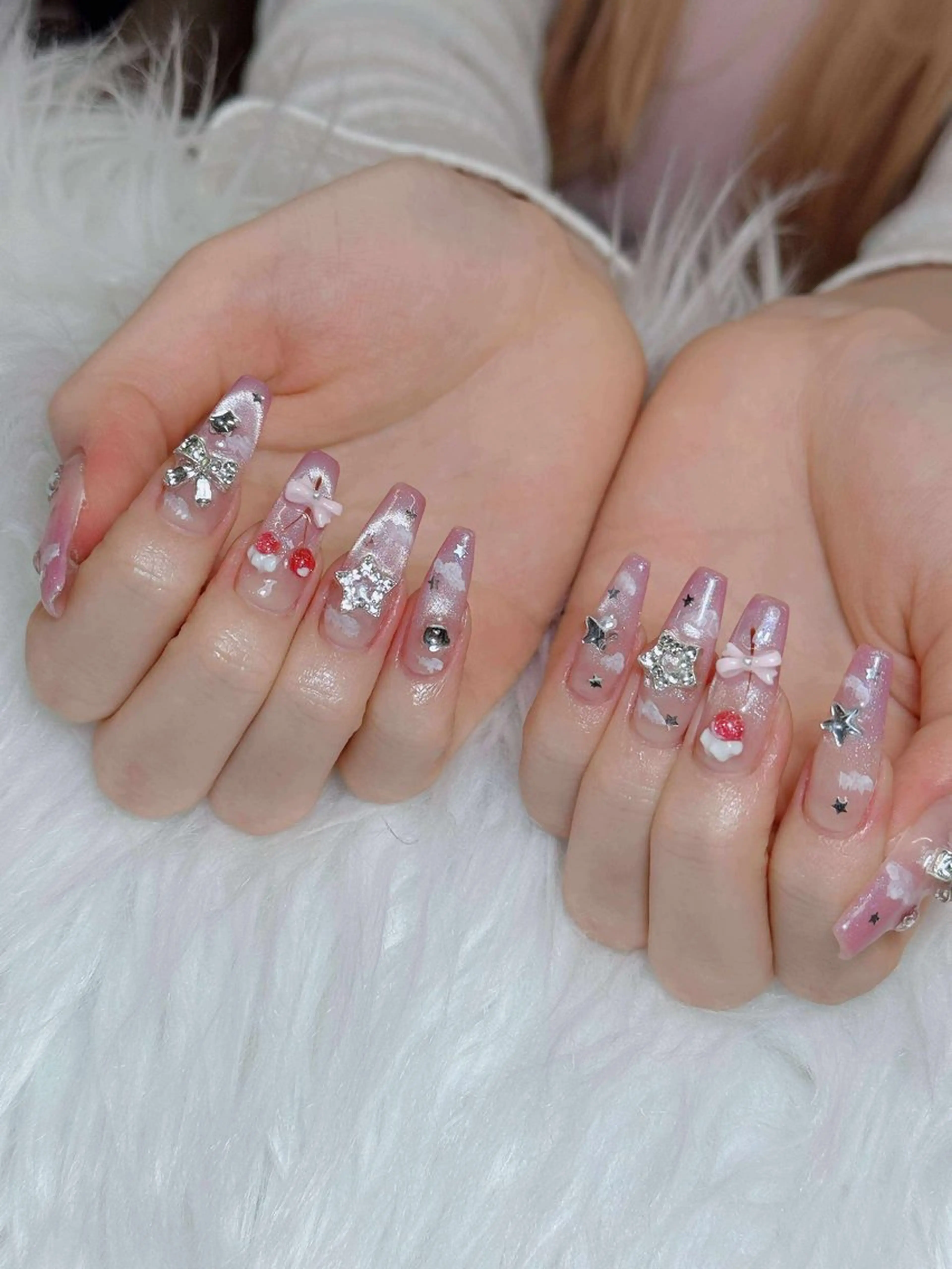 ネイル オーロラネイル チークネイル フットネイル フレンチネイル 韓国ネイル ハンドネイル Lumi Nailのネイルデザイン