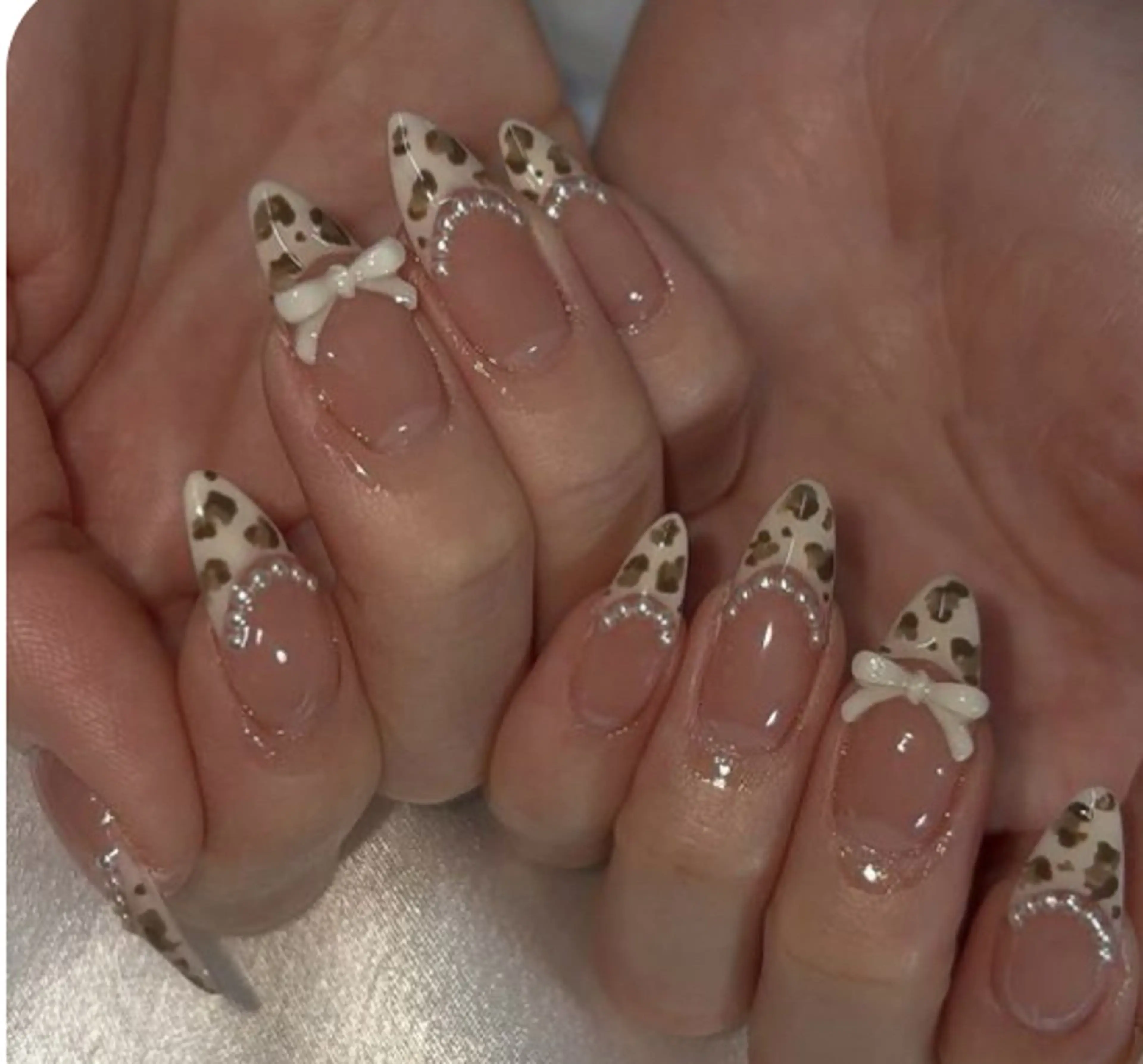 ネイル アートネイル 長さ出し ジェルネイル マグネットネイル ニュアンスネイル ハンドネイル Kanao_ CloudyChanのネイルデザイン