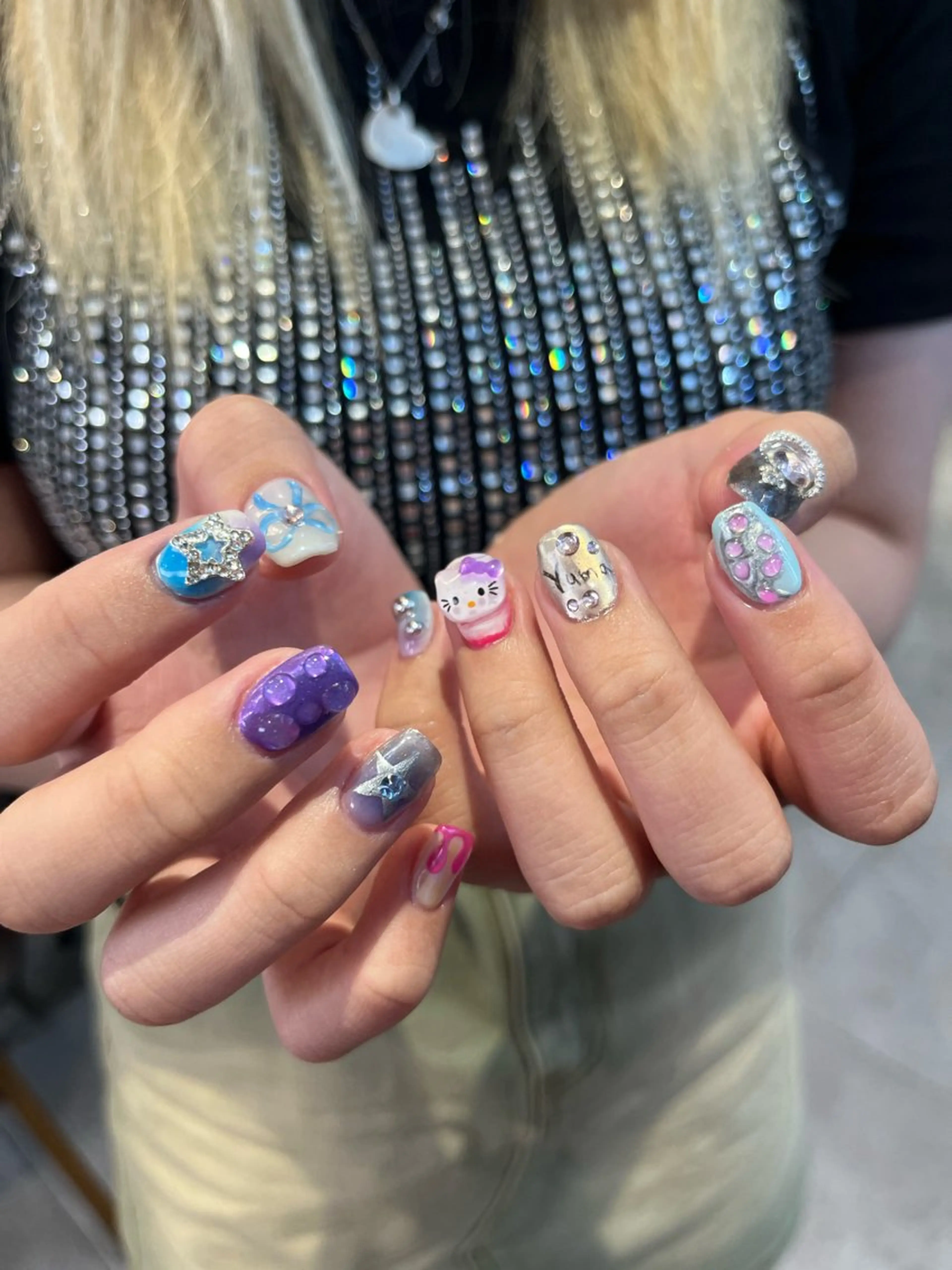 ネイル ハンドネイル 👽個性派ネイル🎀 komachiのヘアスタイル