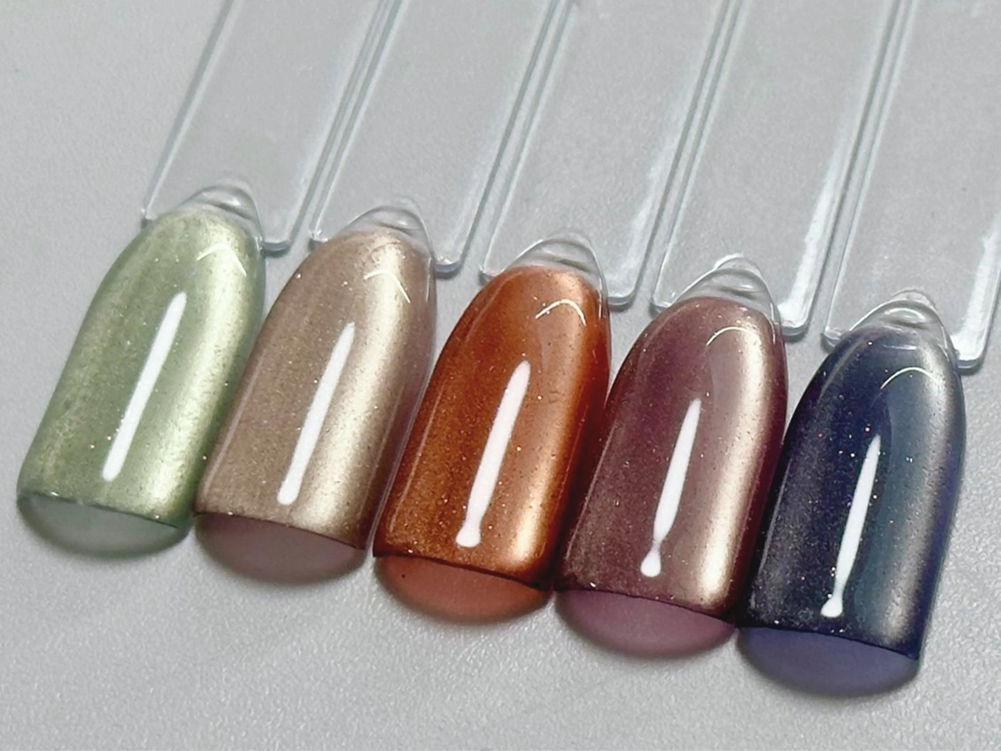 ネイル フラッシュネイル フラッシュマグ マグネットネイル ハンドネイル ＆CHOU CHOU nail たむらのネイルデザイン