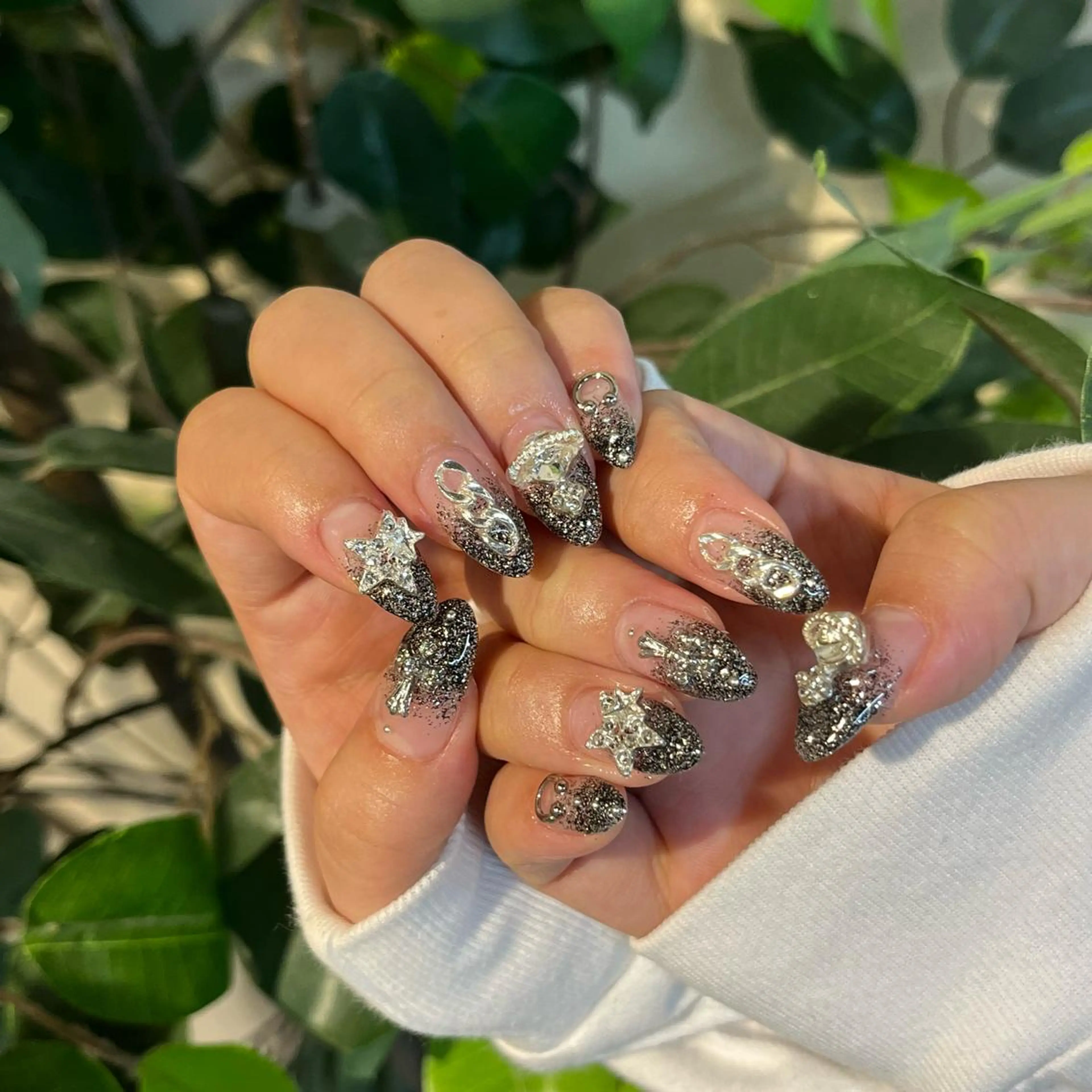 ネイル ハンドネイル ☁️BLITZ 🎀笠原雪音🎀のネイルデザイン