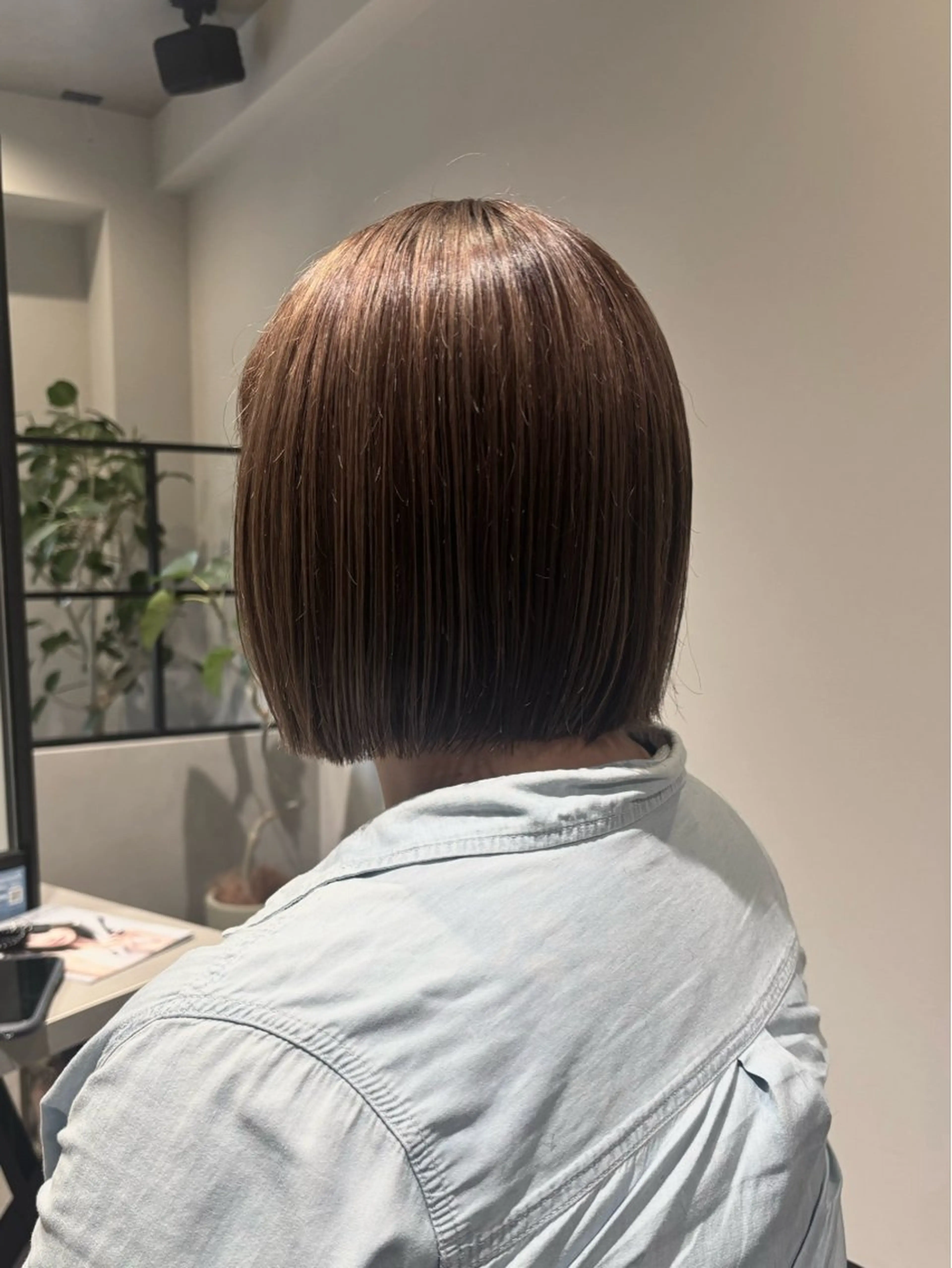 ミディアム ハイライト カット ヘアカラー 長尾ゆりの/ボブ/ ベージュ/ハイトーンのヘアスタイル