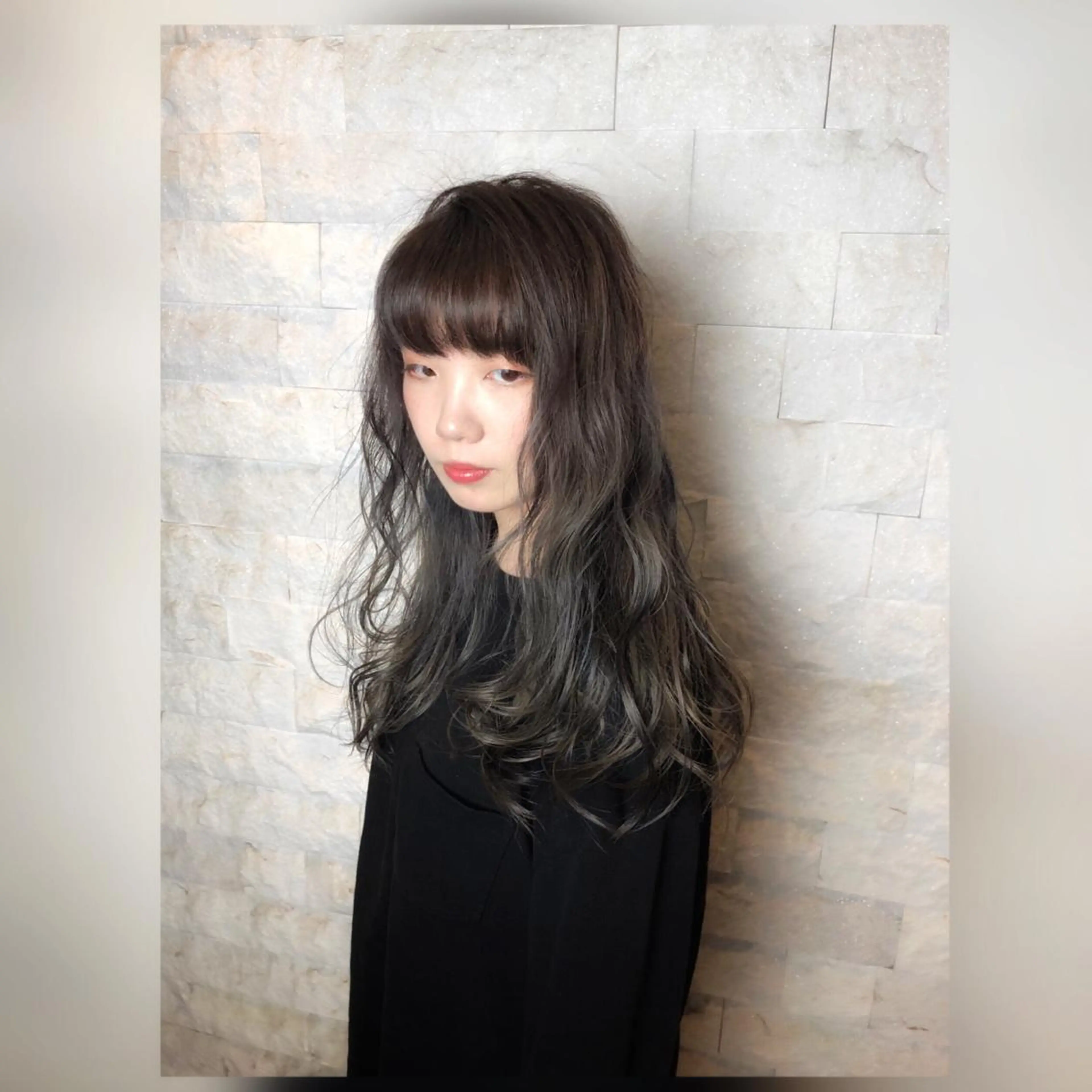 ロング 圧倒的美髪ストレート ツダケイタロウのヘアスタイル