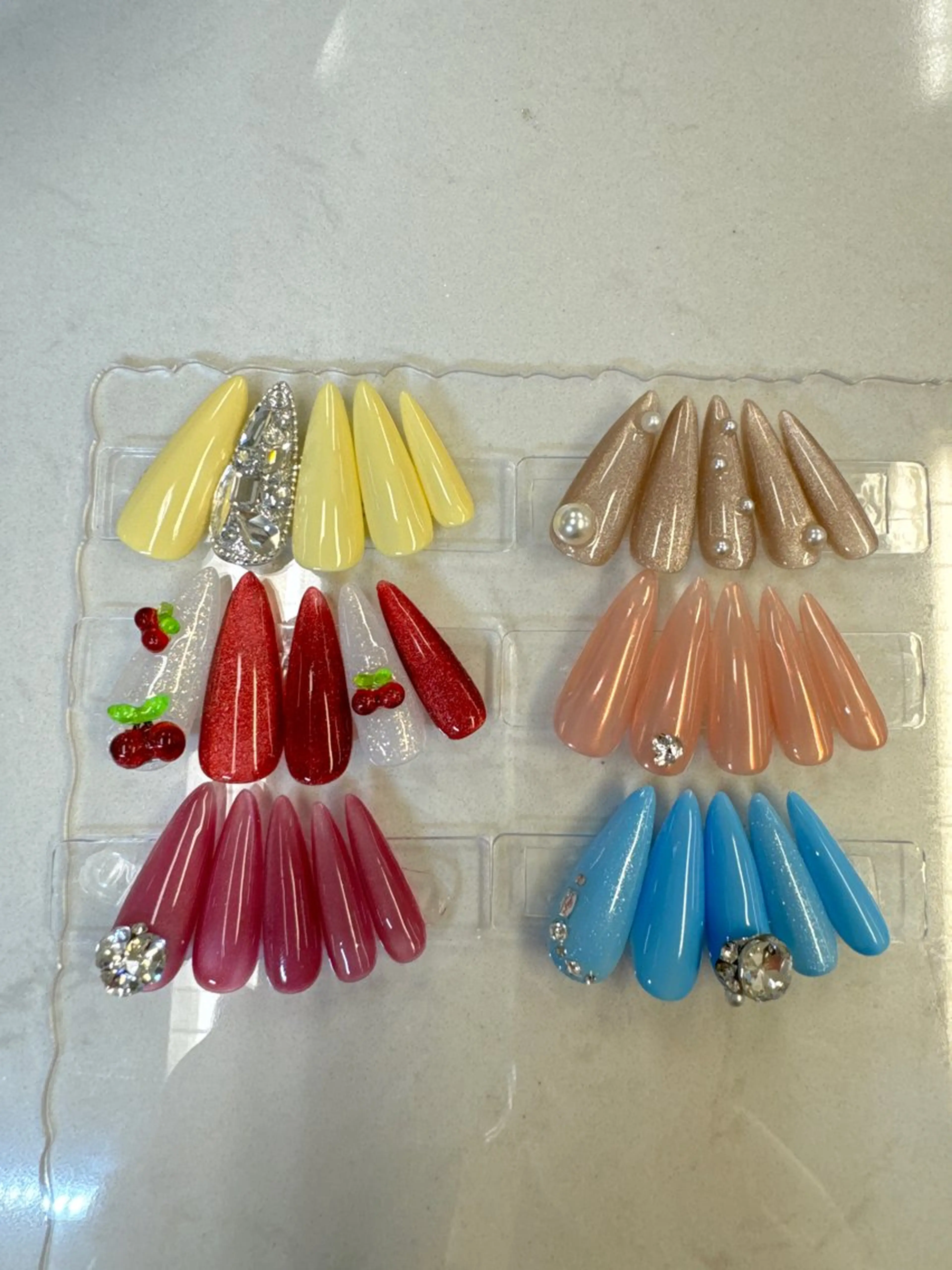 ネイル ジェルネイル パラジェル クイーンズネイル銀座所属・Queeens nailのネイルデザイン