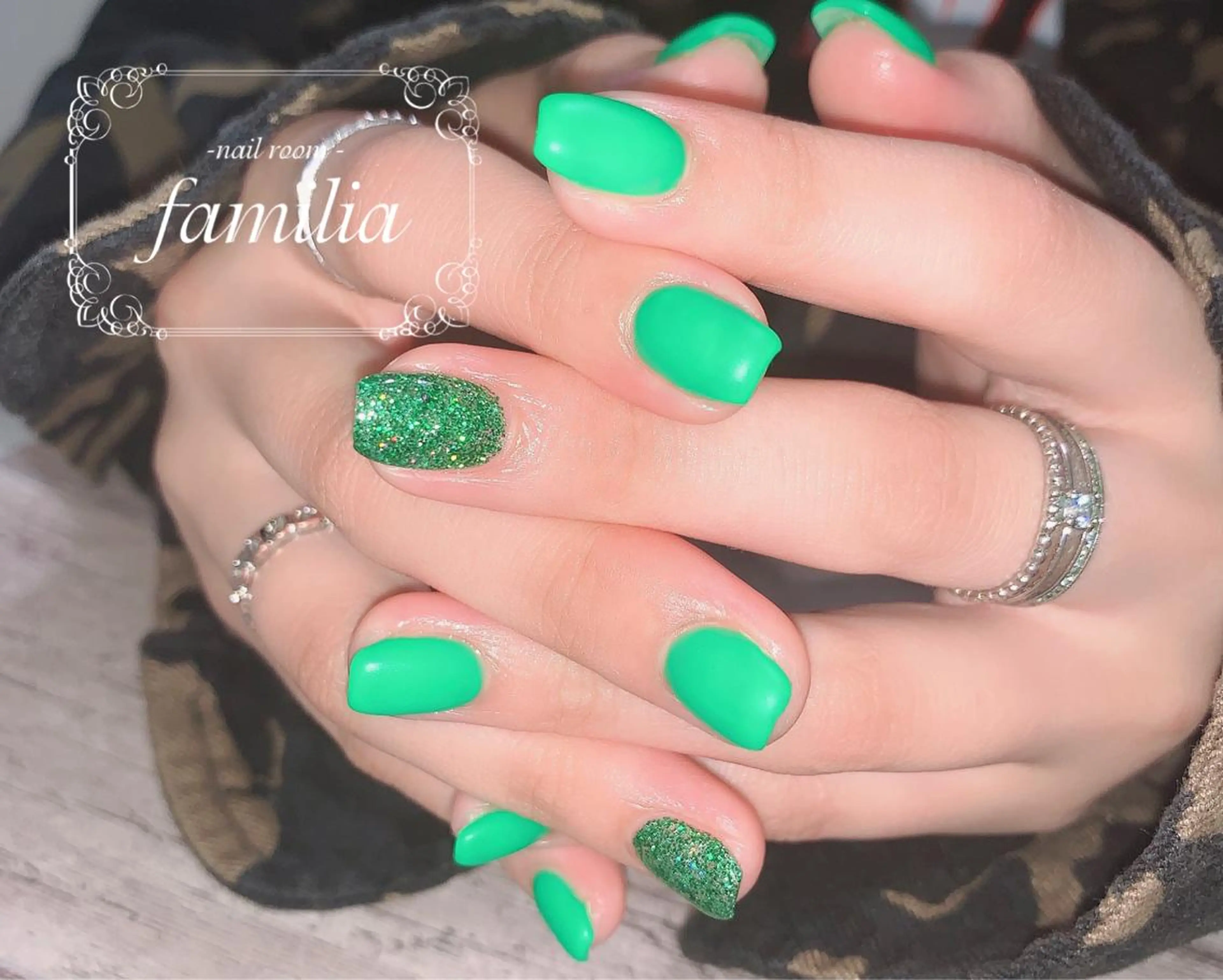 ネイル ハンドネイル -nailroom- familiaのネイルデザイン