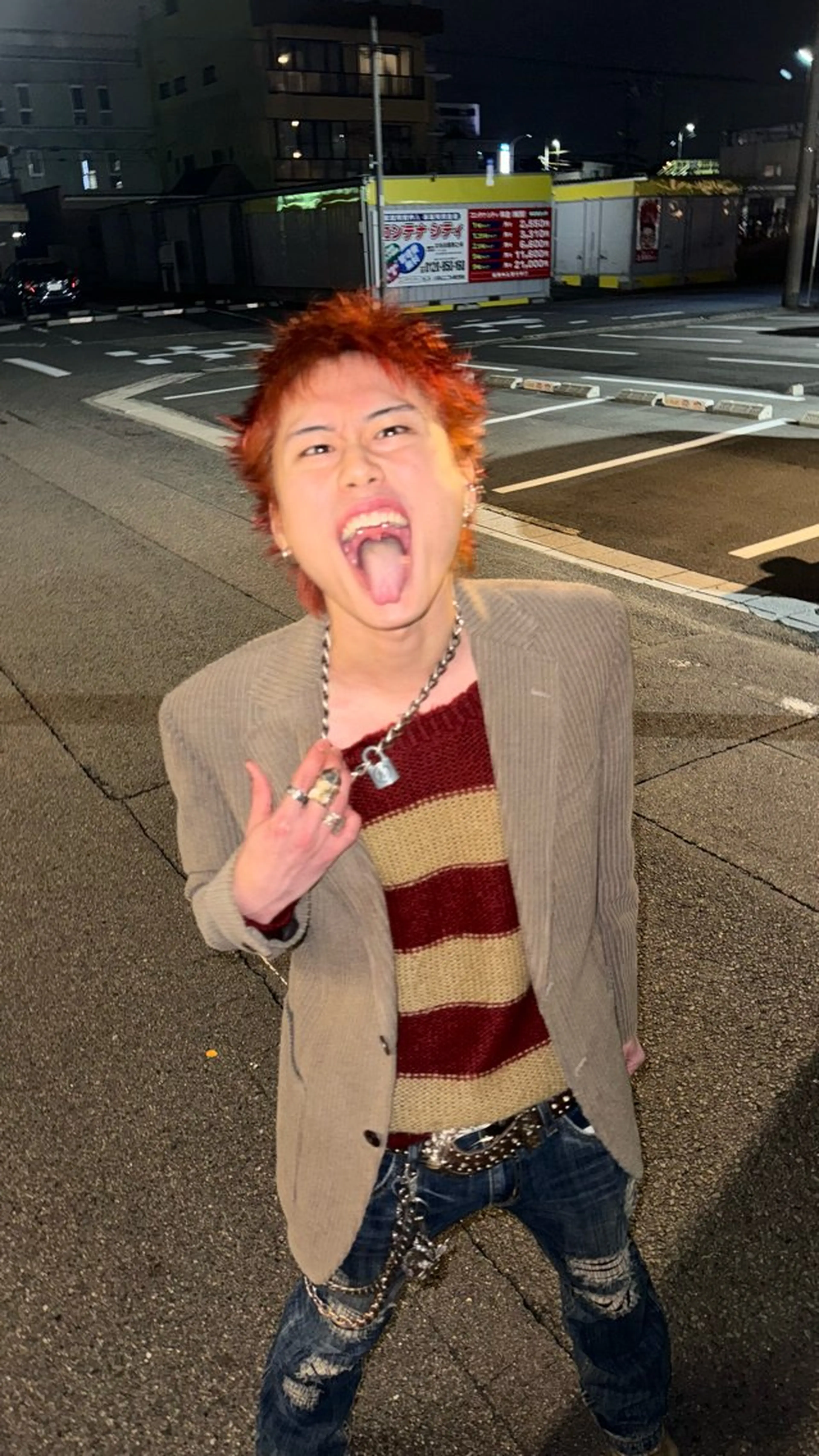 ショート カラー パーマ ヘアアレンジ メンズ 梅本 淑人のヘアスタイル