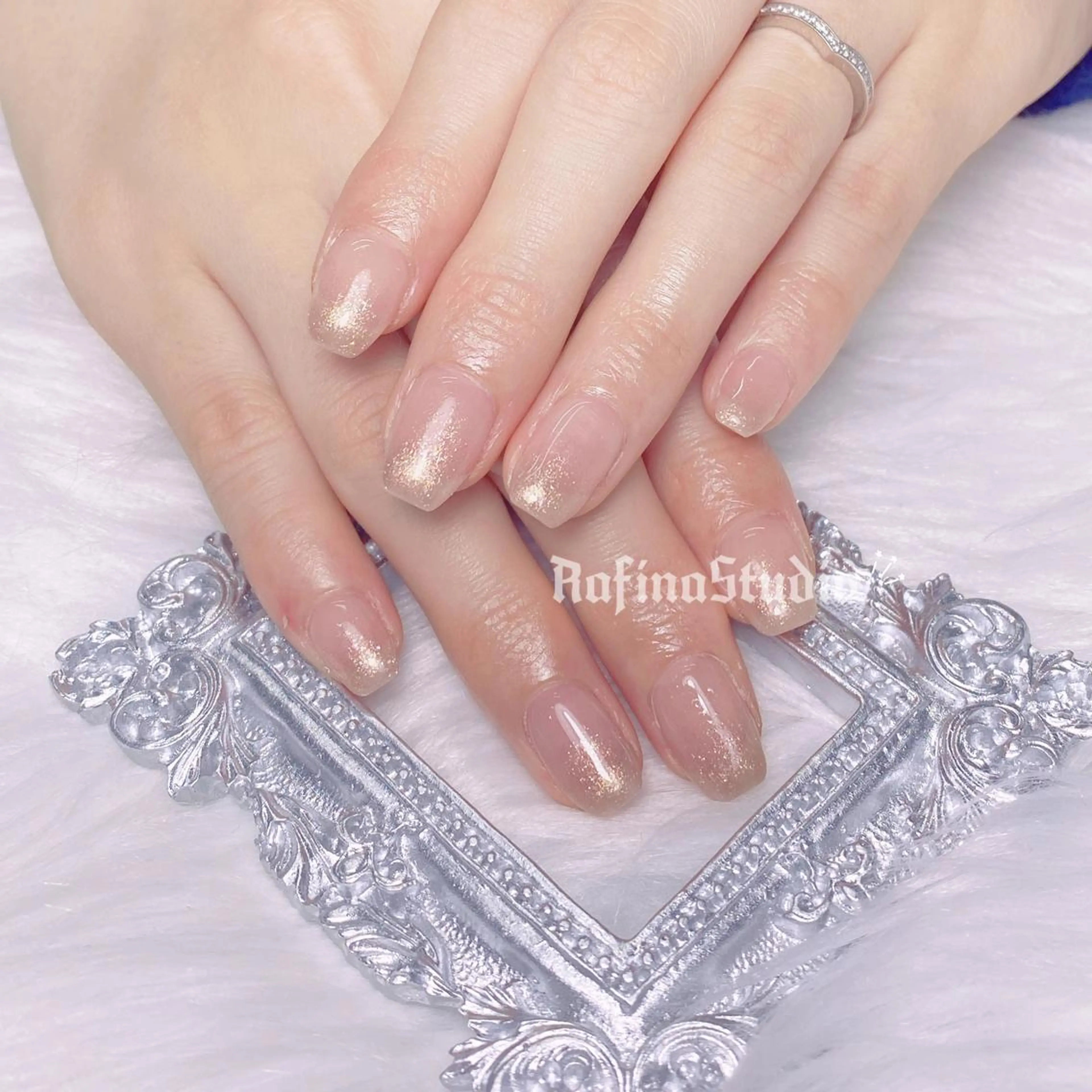 ネイル 桃香 Minaのネイルデザイン