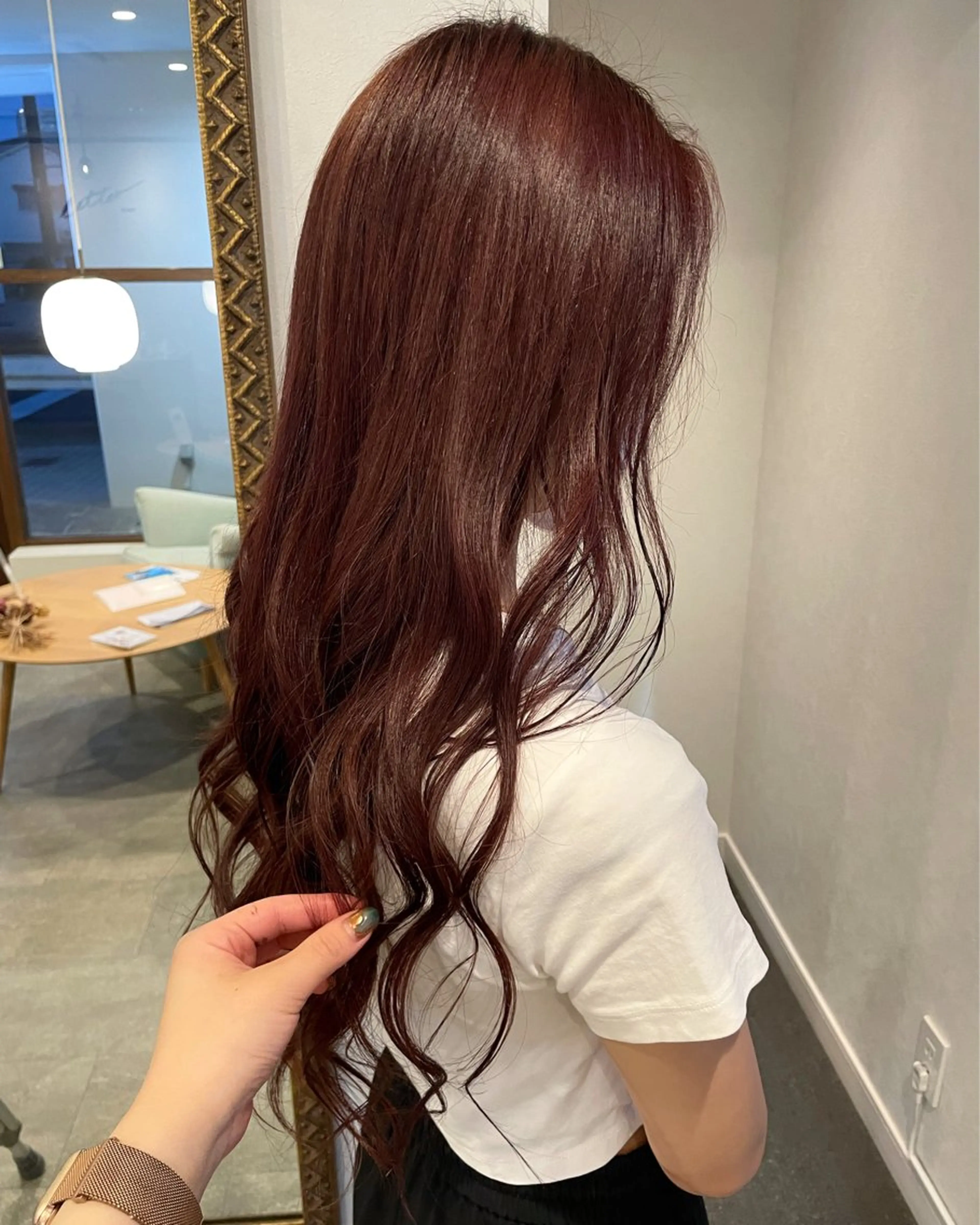 ロング ミツキ/ 透明感カラー/セットのヘアスタイル