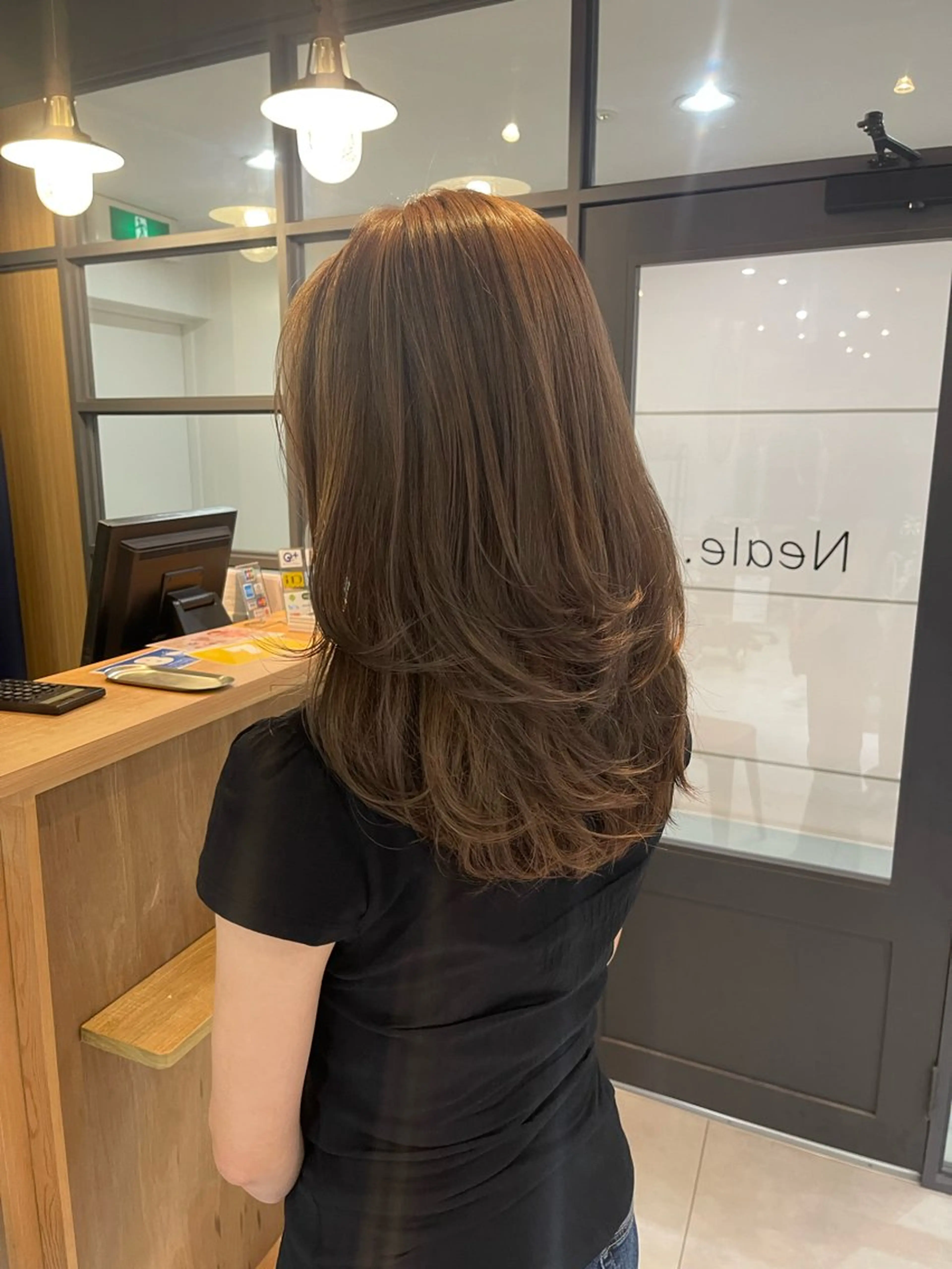 ロング カラー UMEDA FIGAROのヘアスタイル